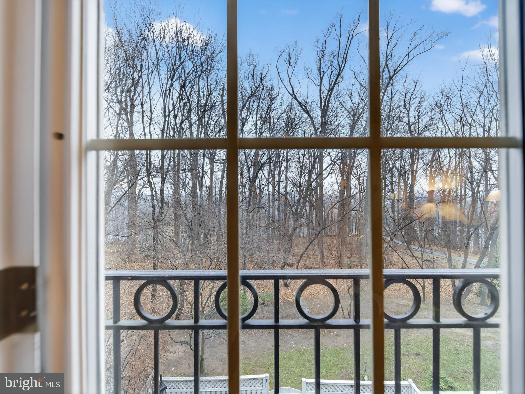 PALISADES PARK - Residential