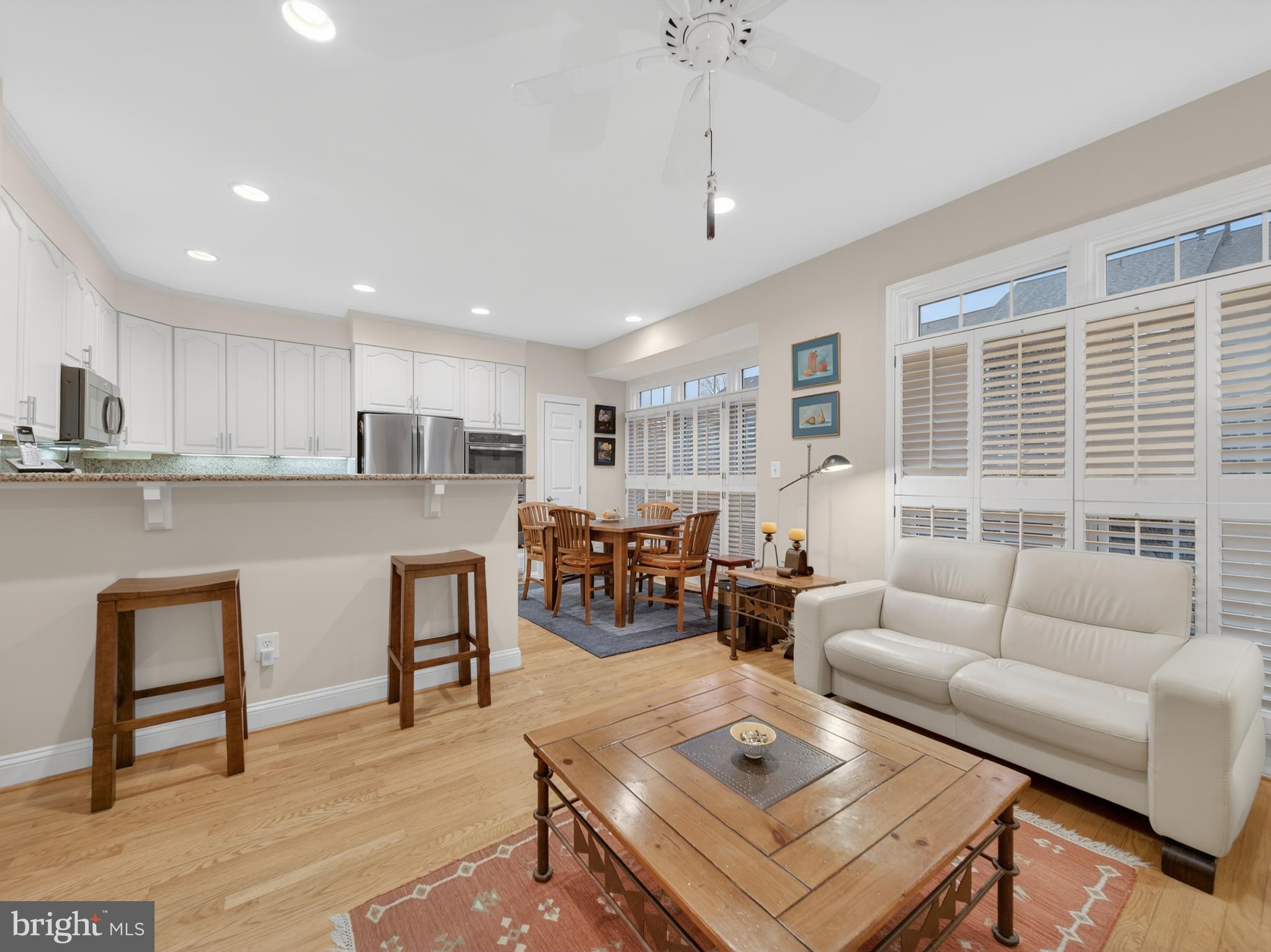 PALISADES PARK - Residential