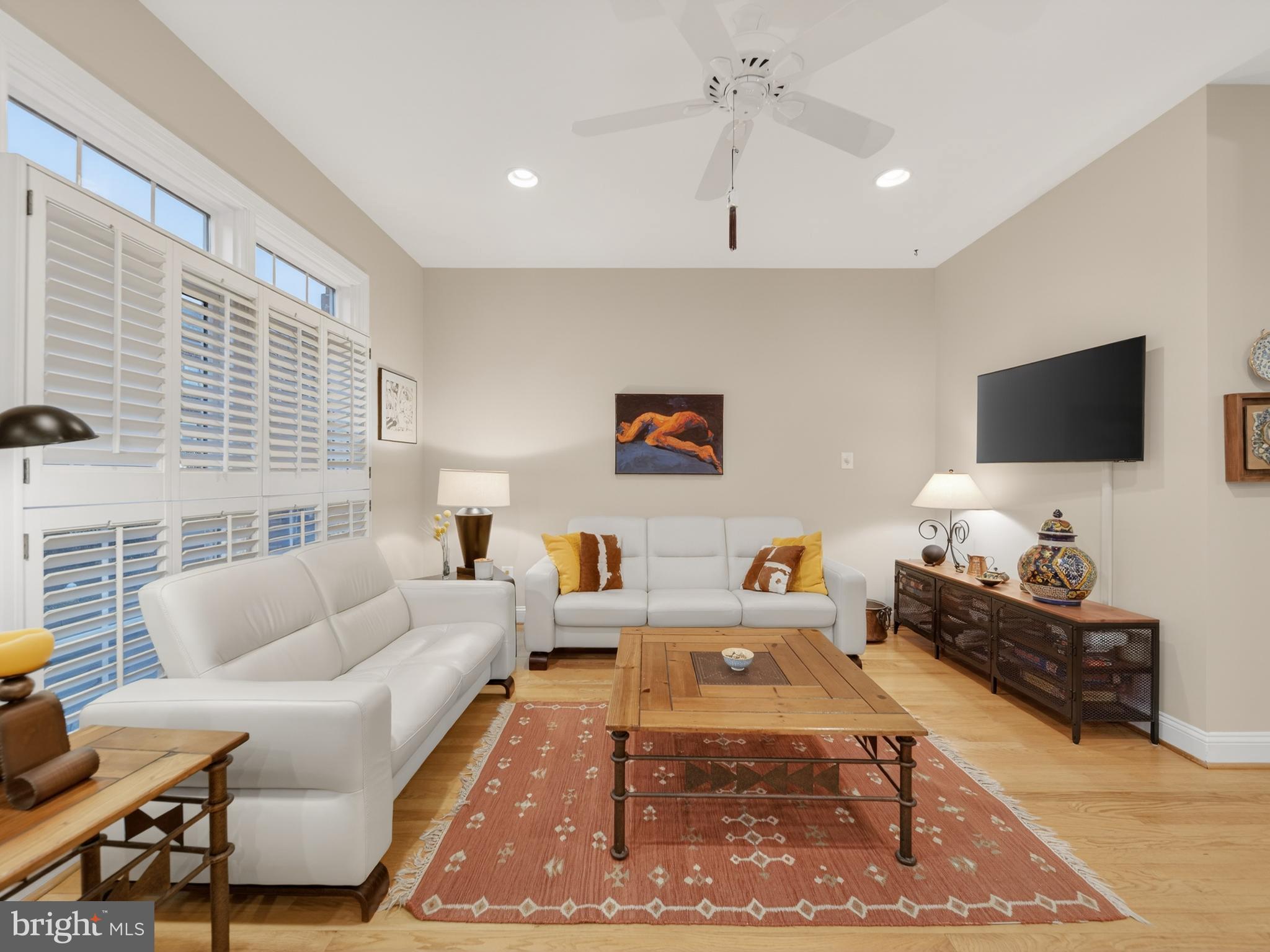 PALISADES PARK - Residential