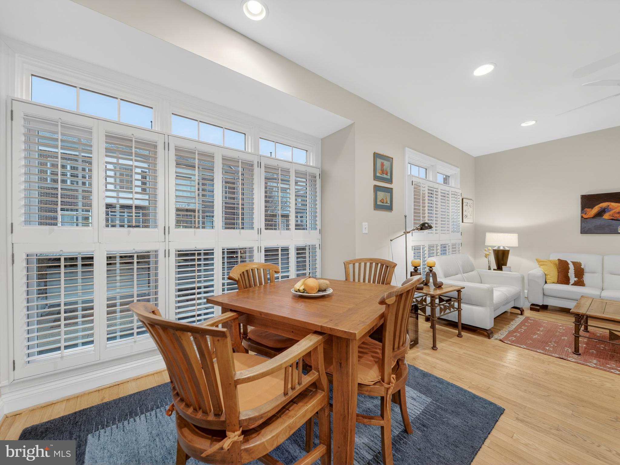 PALISADES PARK - Residential