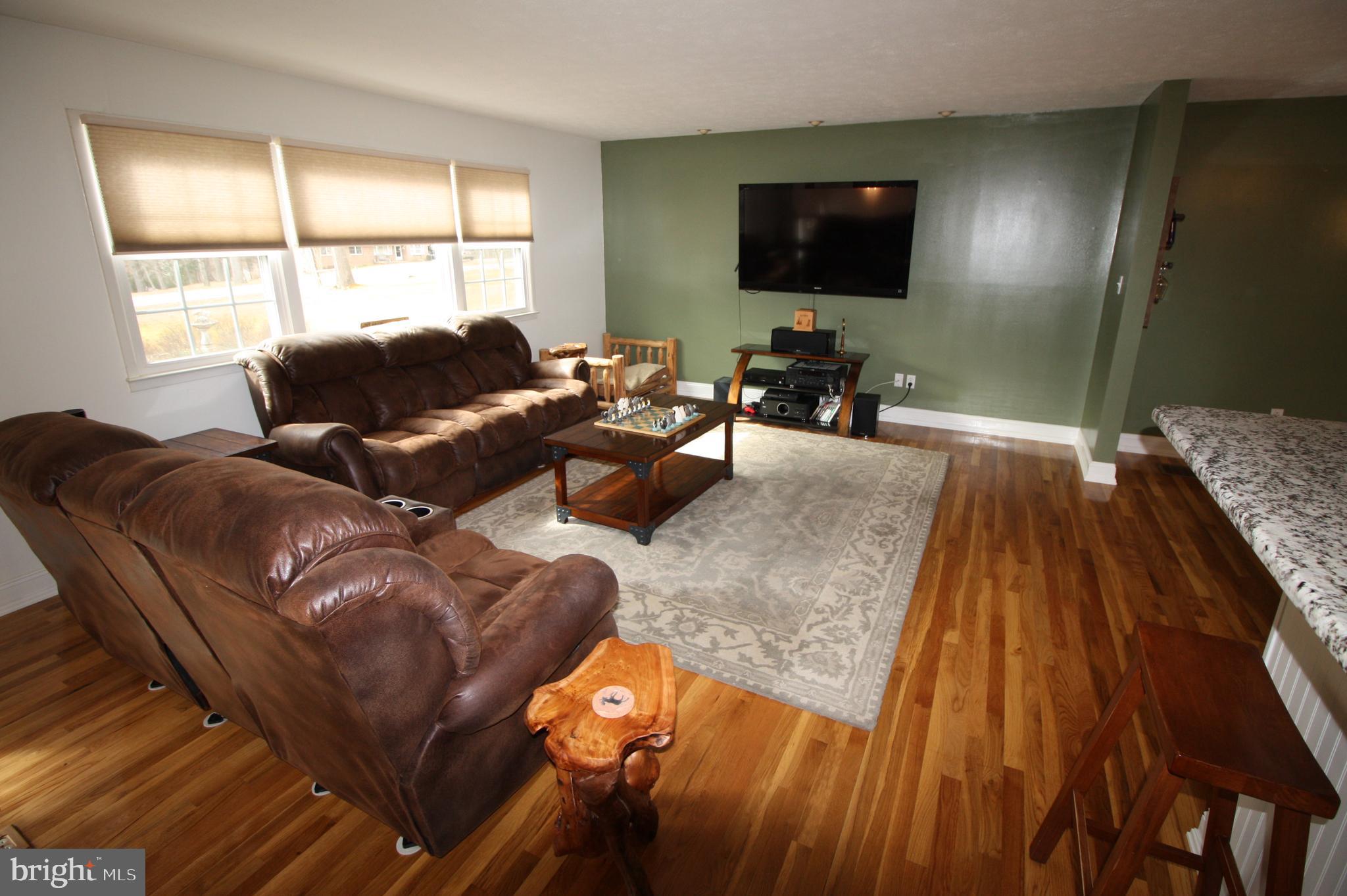 COLUMBIA PARK - Residential