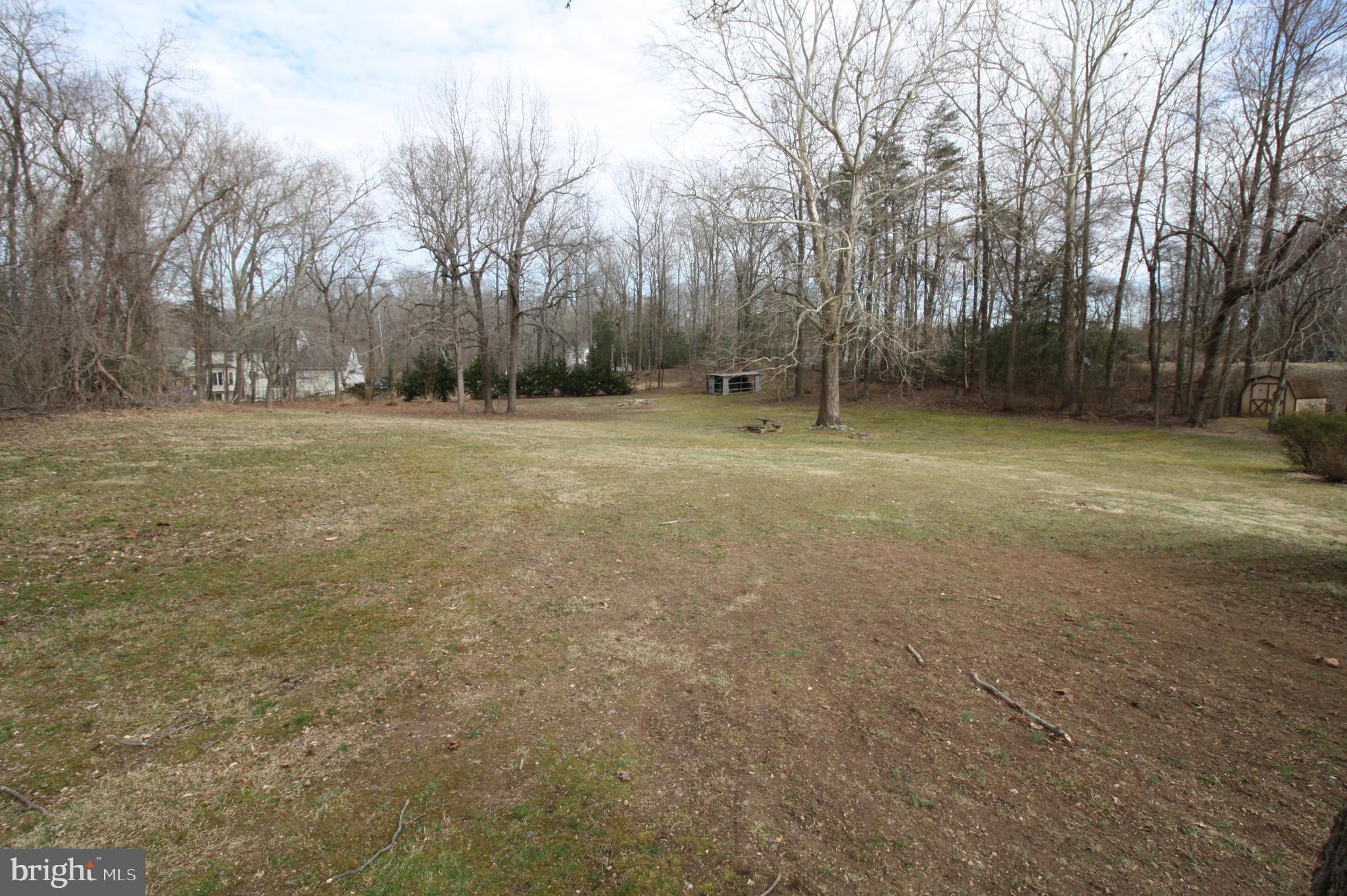 COLUMBIA PARK - Residential