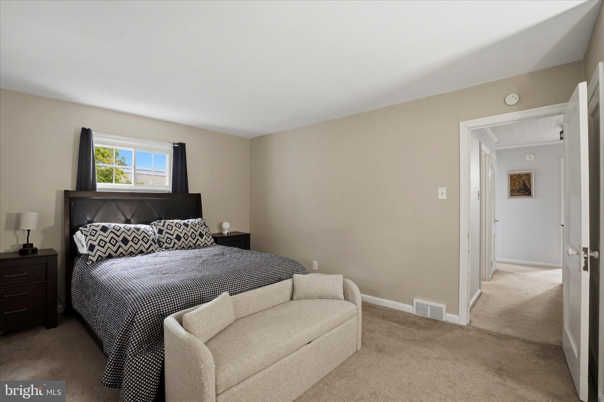 WYNNEWOOD PARK - Residential