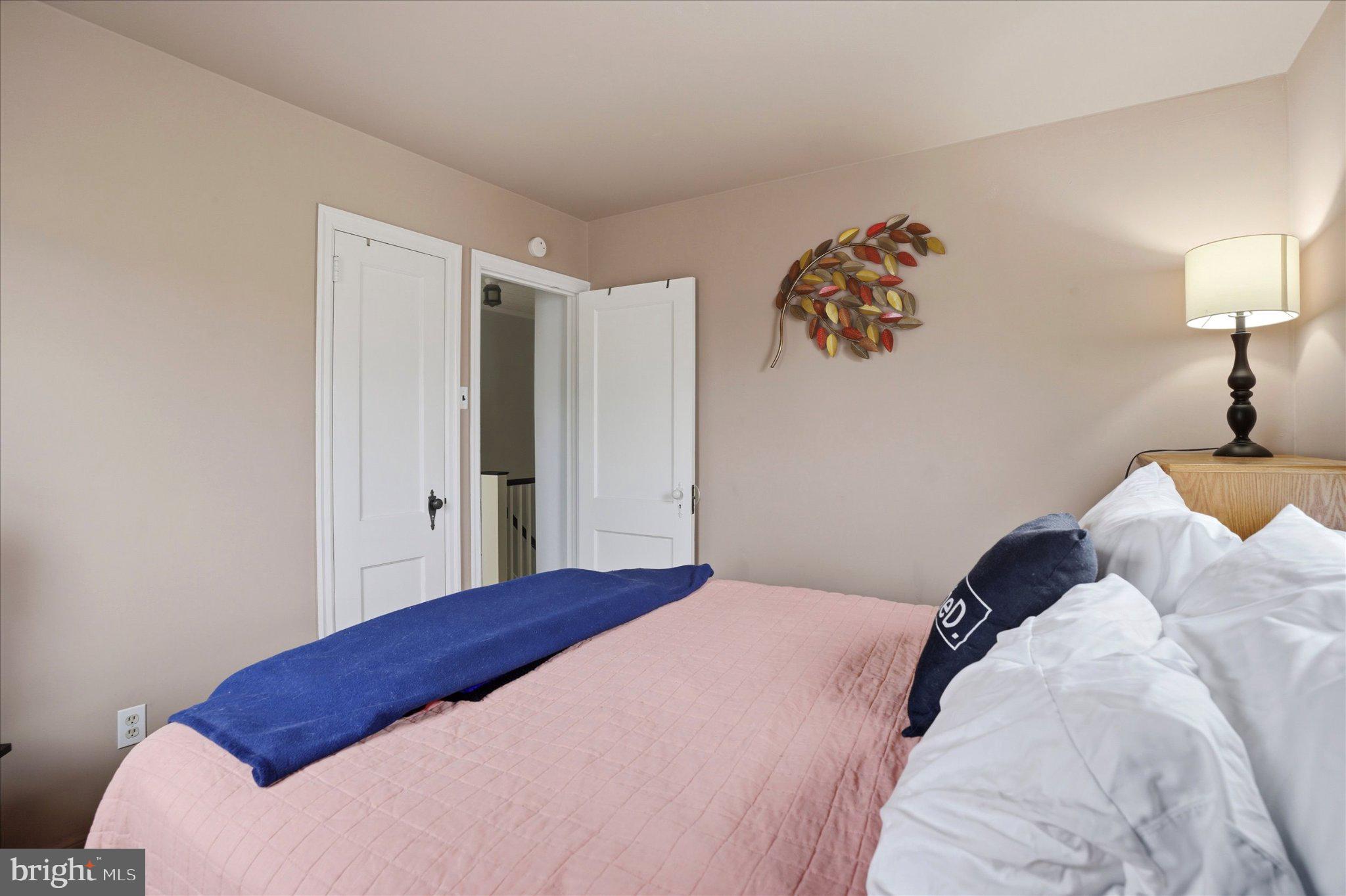 WYNNEWOOD PARK - Residential