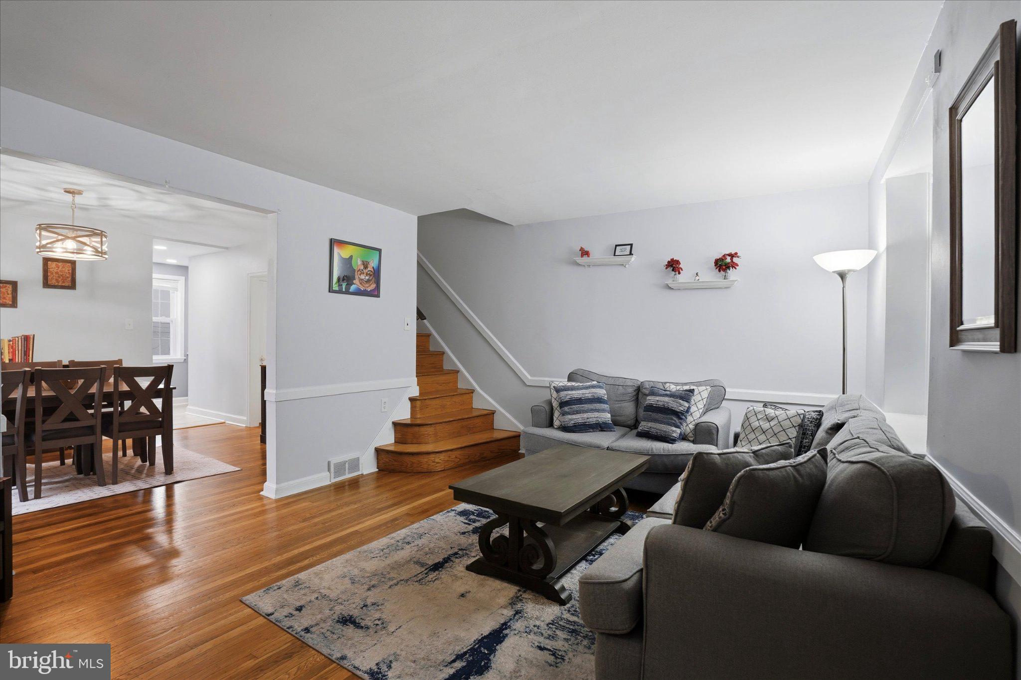 WYNNEWOOD PARK - Residential