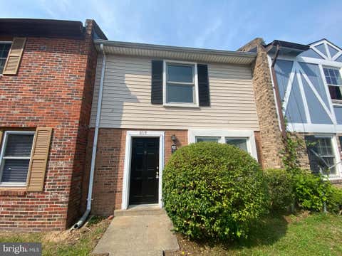 Townhouse For Rent - 809 Denton Circle<br/> FREDERICKSBURG, VA 22401