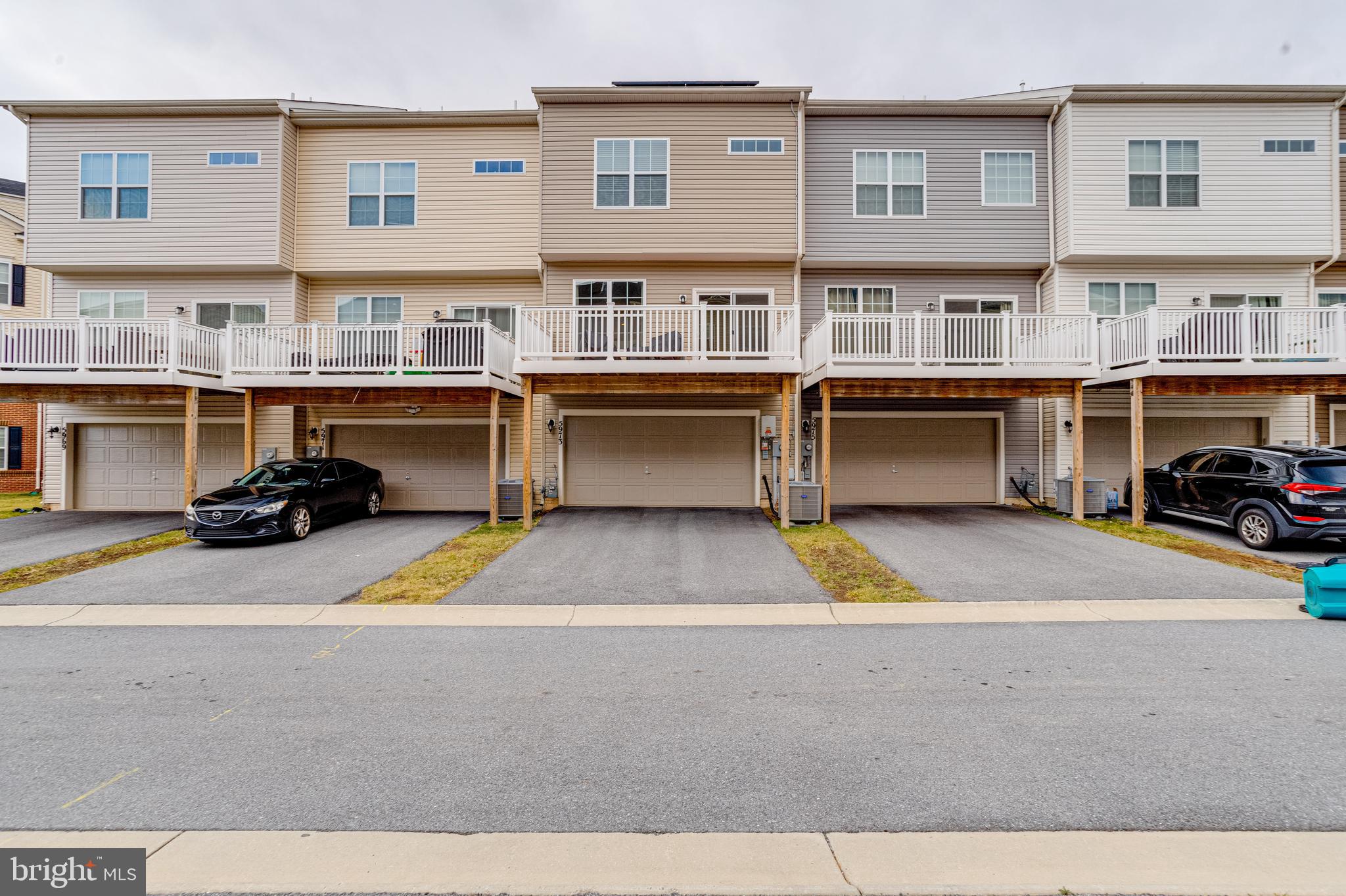 JEFFERSON PLACE - Residential Lease