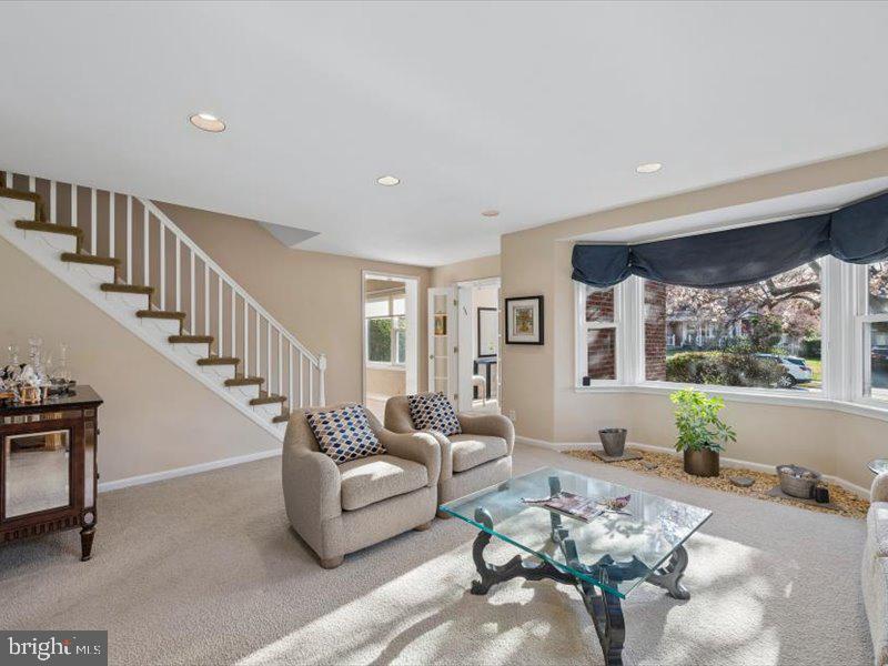 WOODMERE - Residential