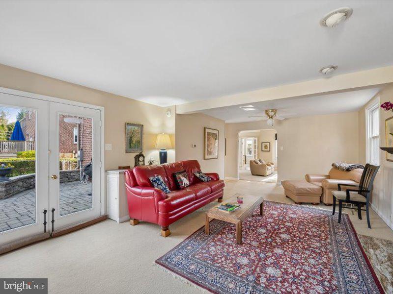 WOODMERE - Residential