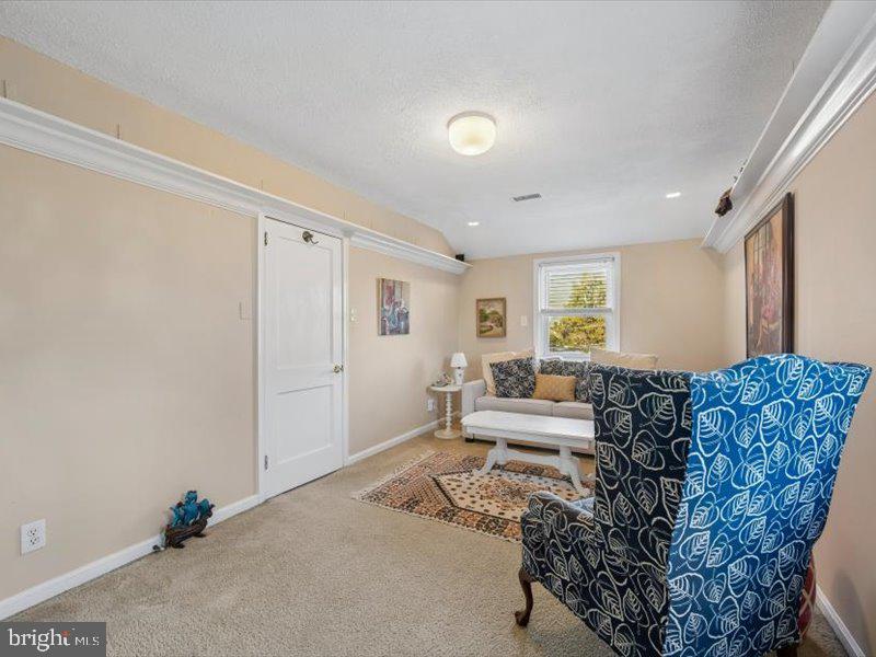 WOODMERE - Residential