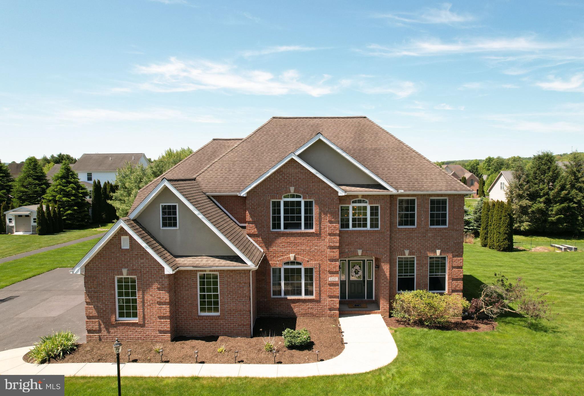 SAYBROOK - Residential