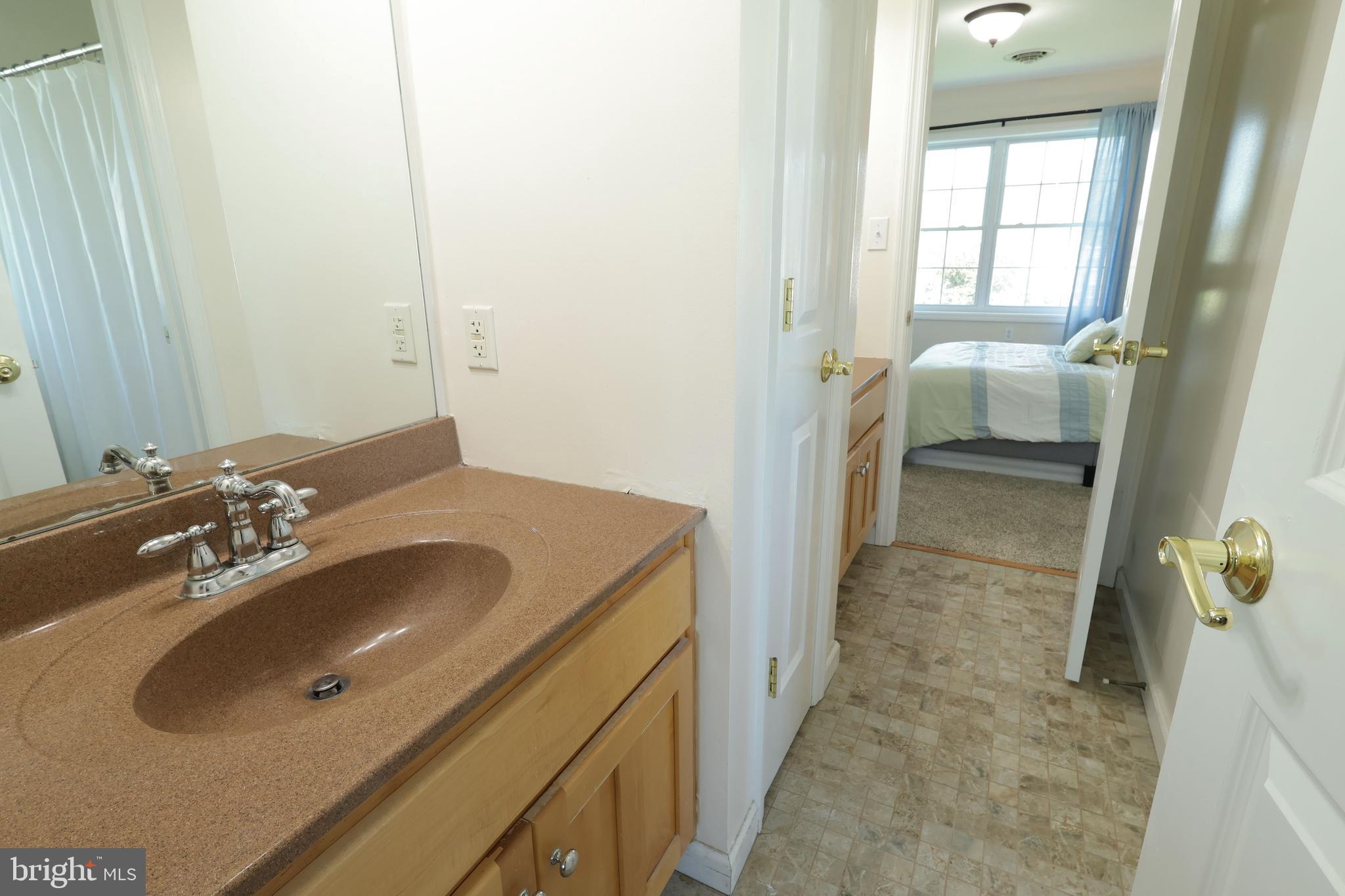 SAYBROOK - Residential