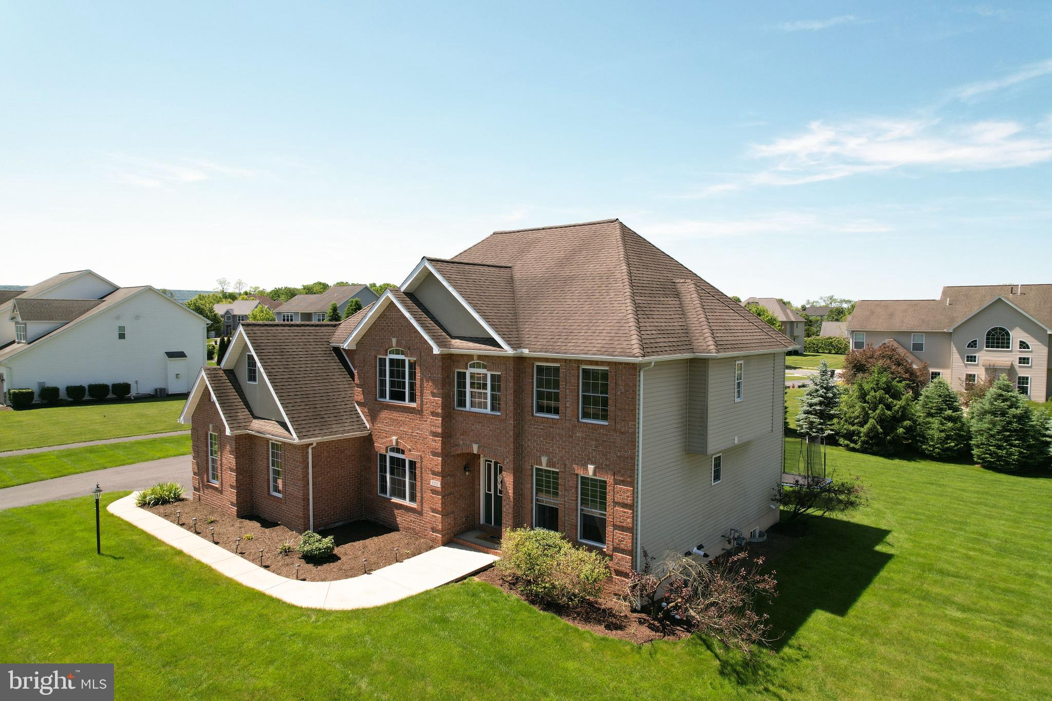 SAYBROOK - Residential