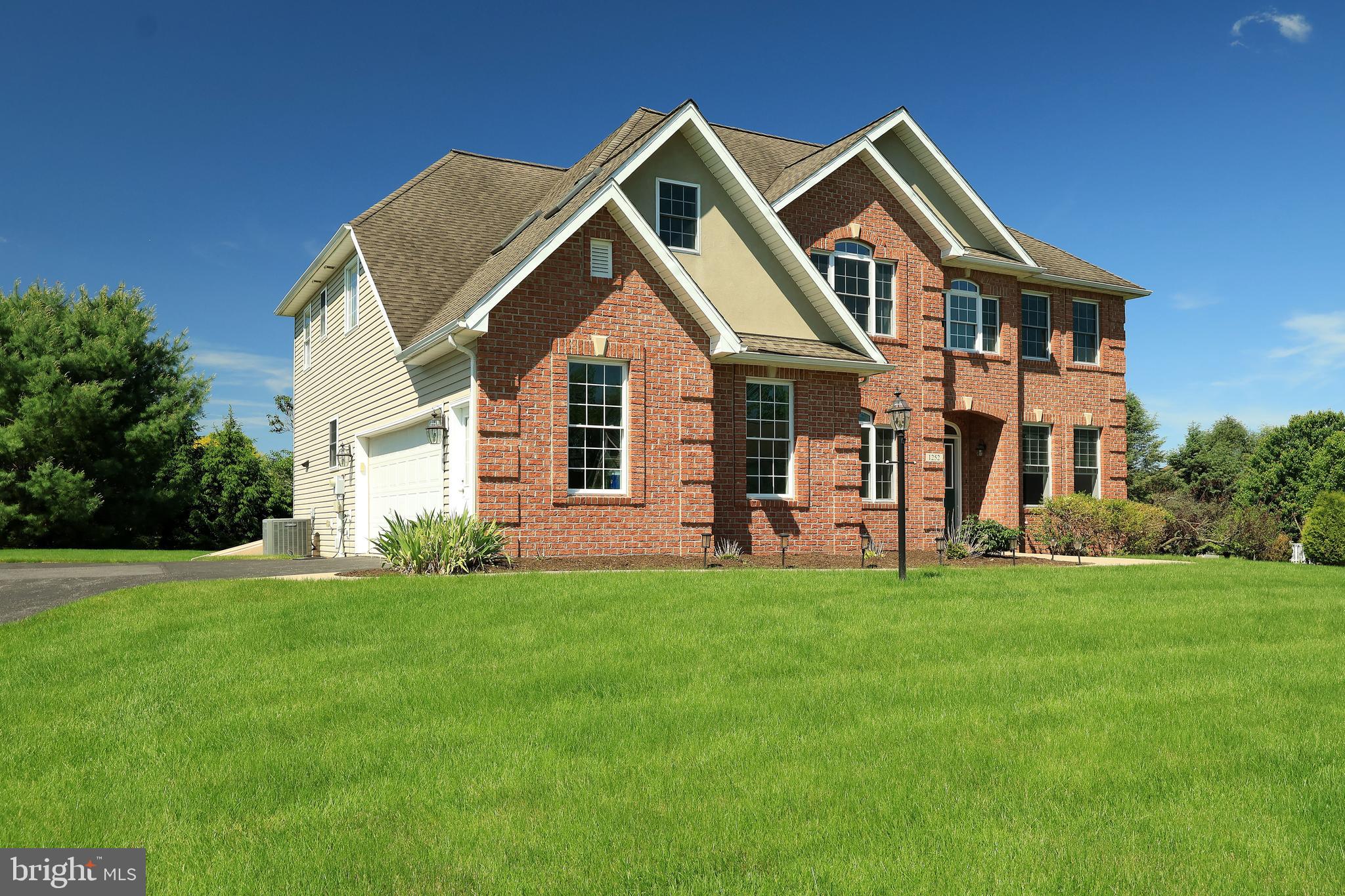 SAYBROOK - Residential