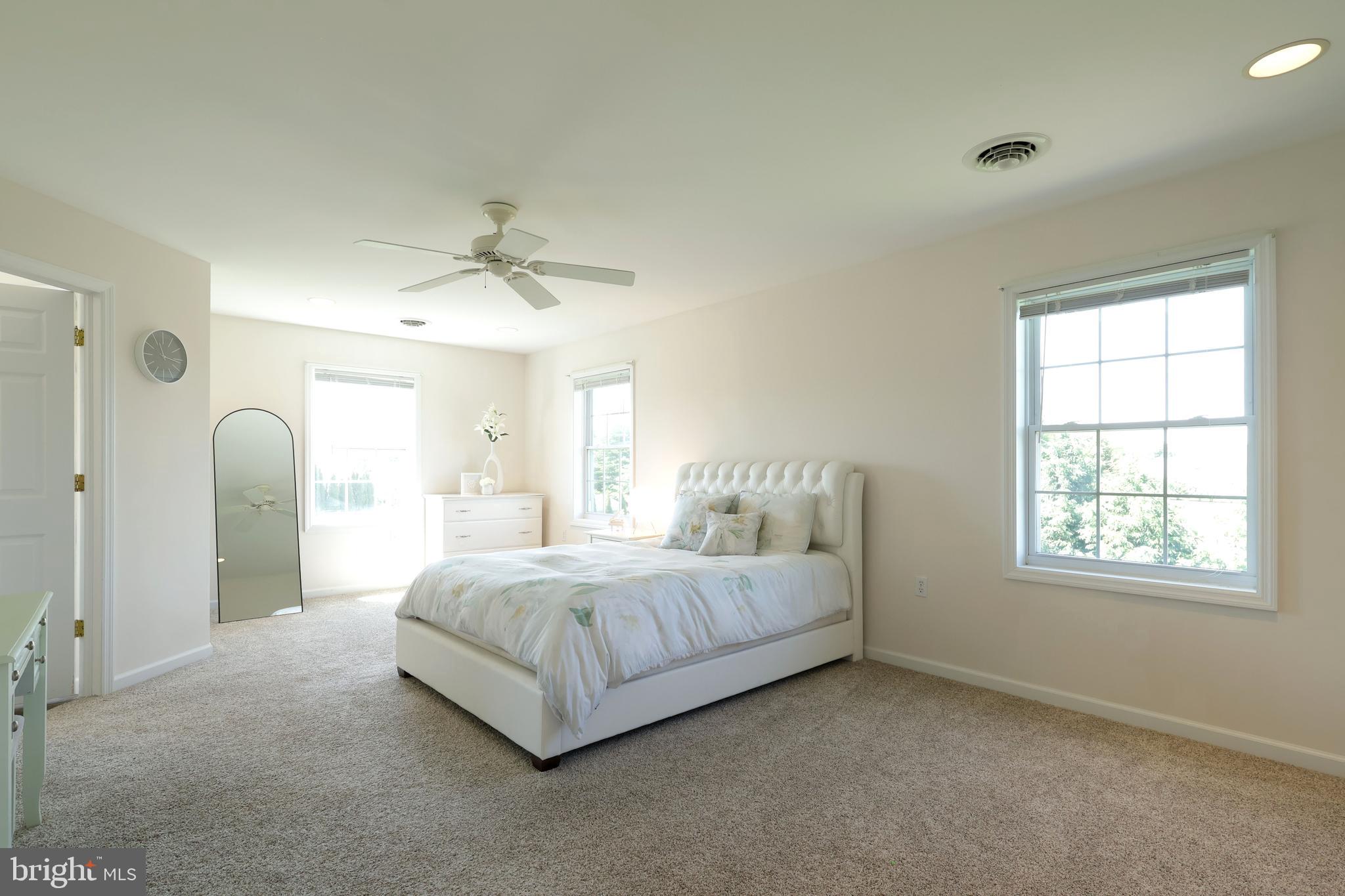 SAYBROOK - Residential
