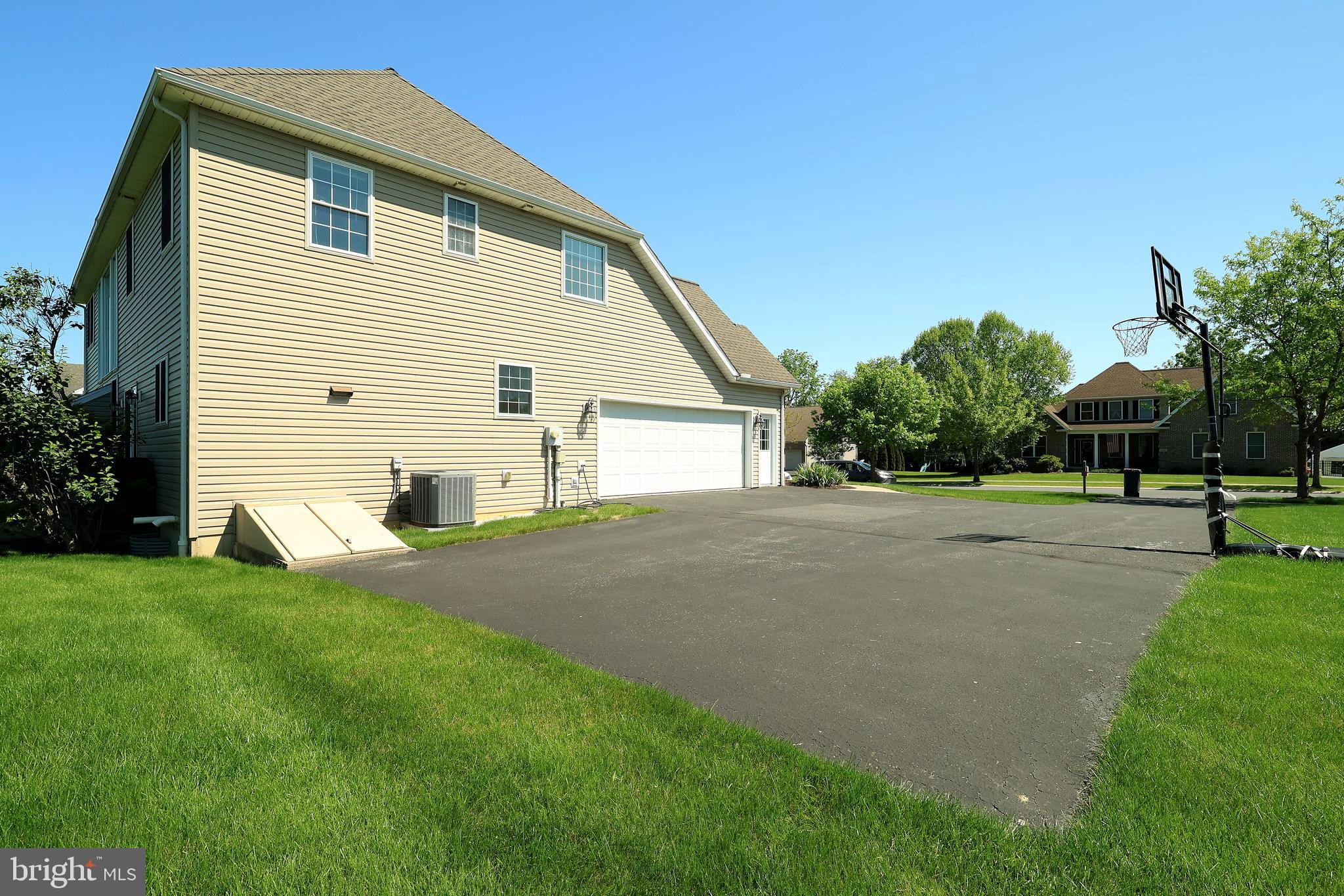 SAYBROOK - Residential