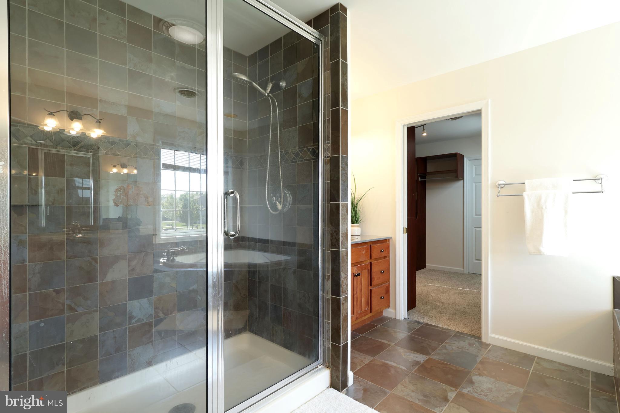 SAYBROOK - Residential