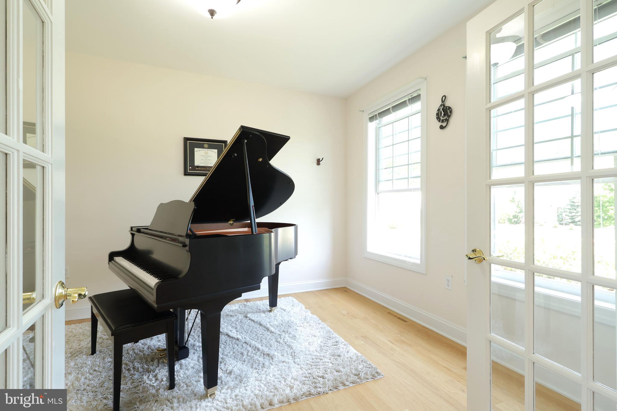 SAYBROOK - Residential