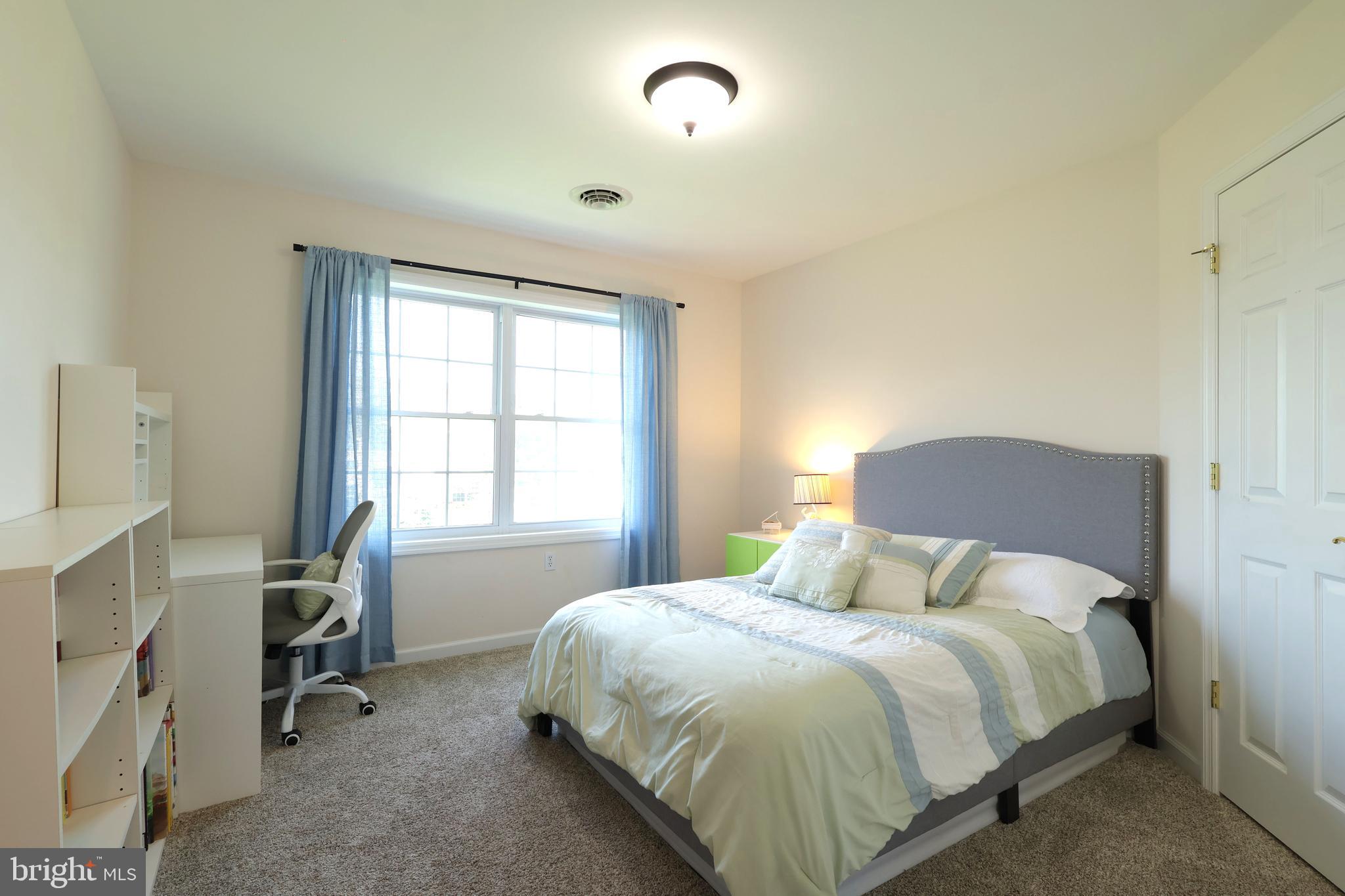SAYBROOK - Residential