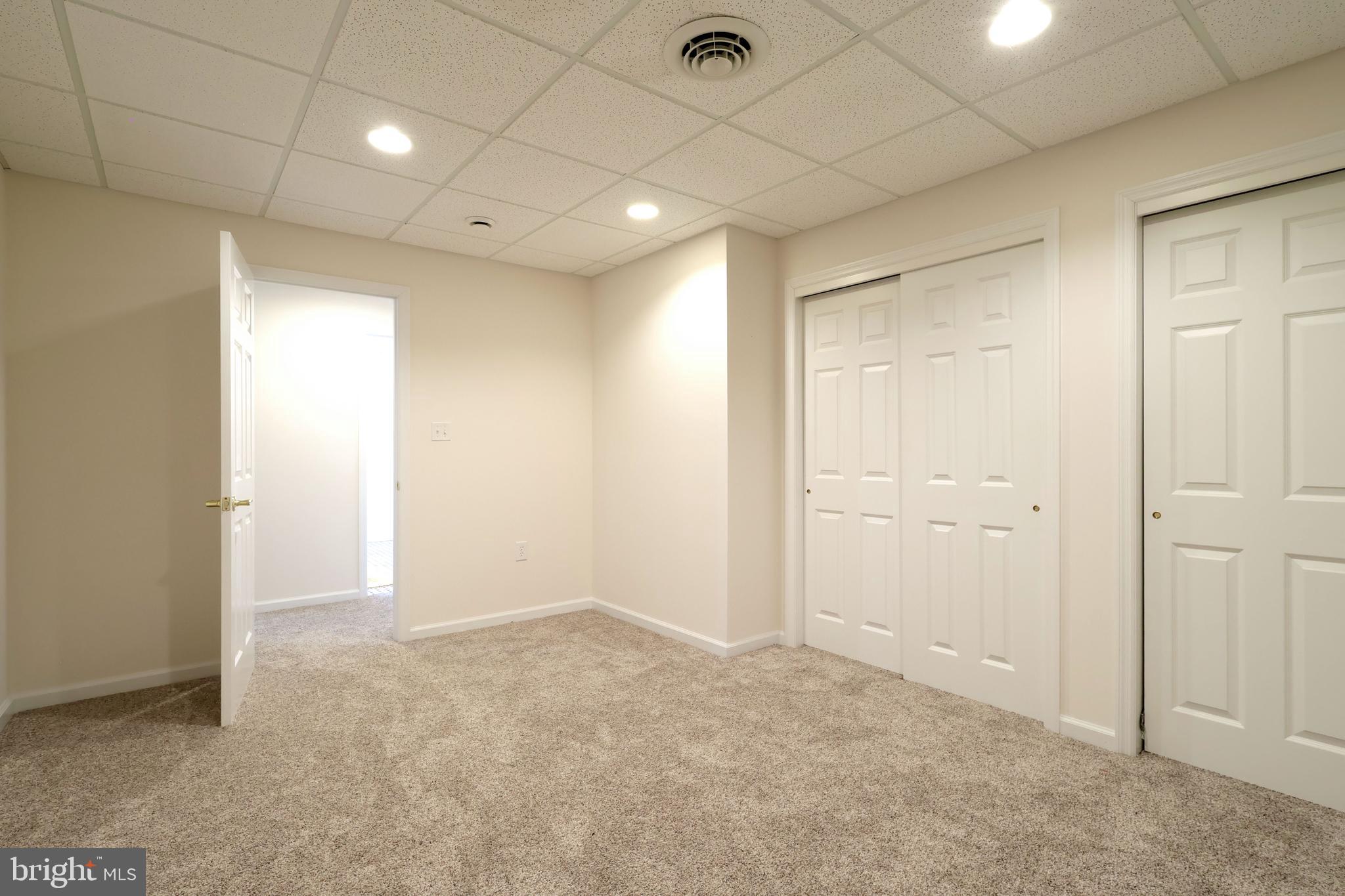 SAYBROOK - Residential