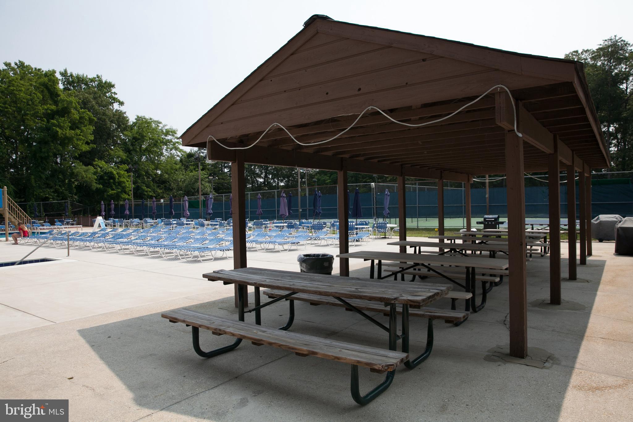 SHIPLEYS CHOICE - Residential