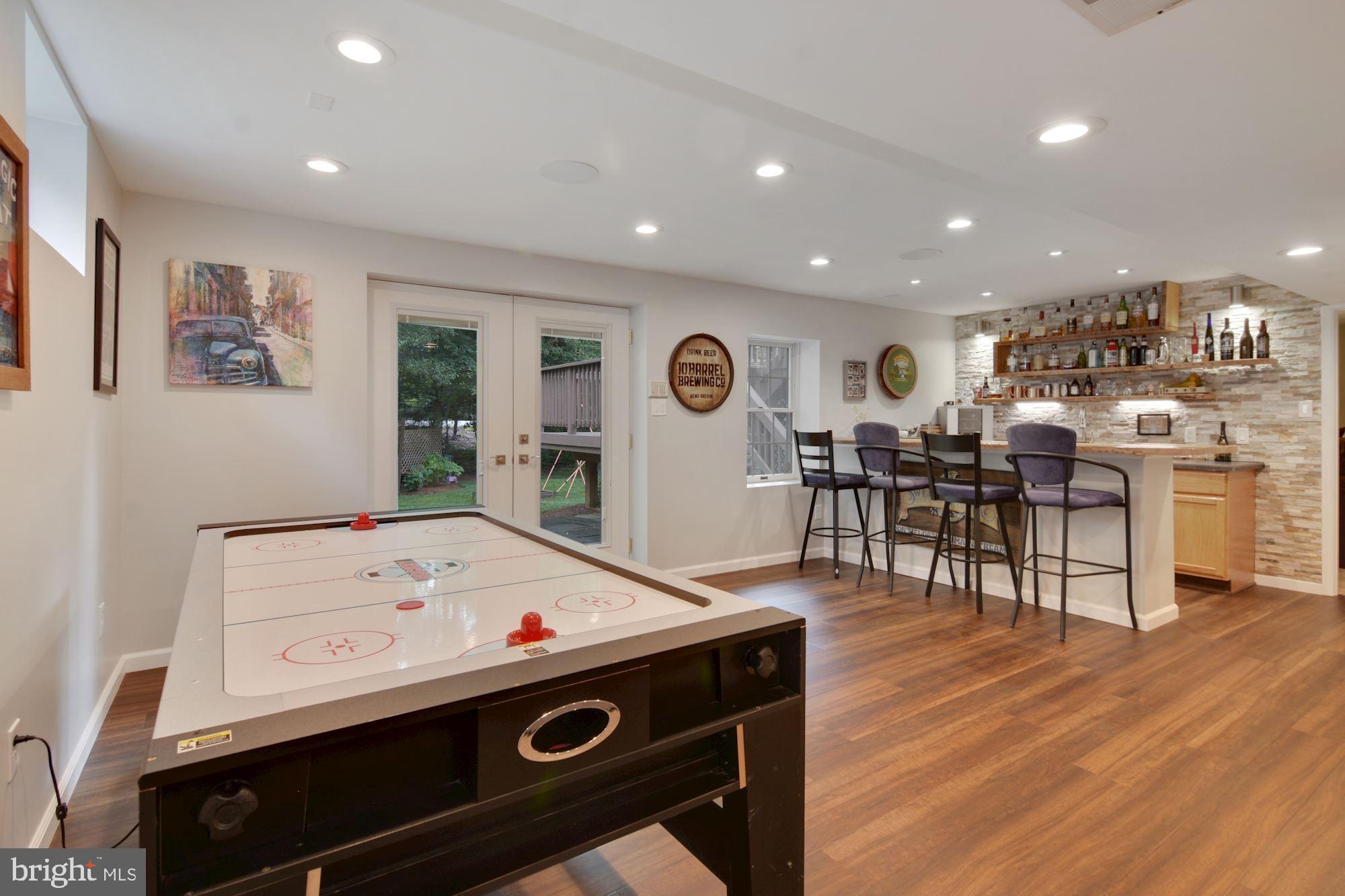 SHIPLEYS CHOICE - Residential