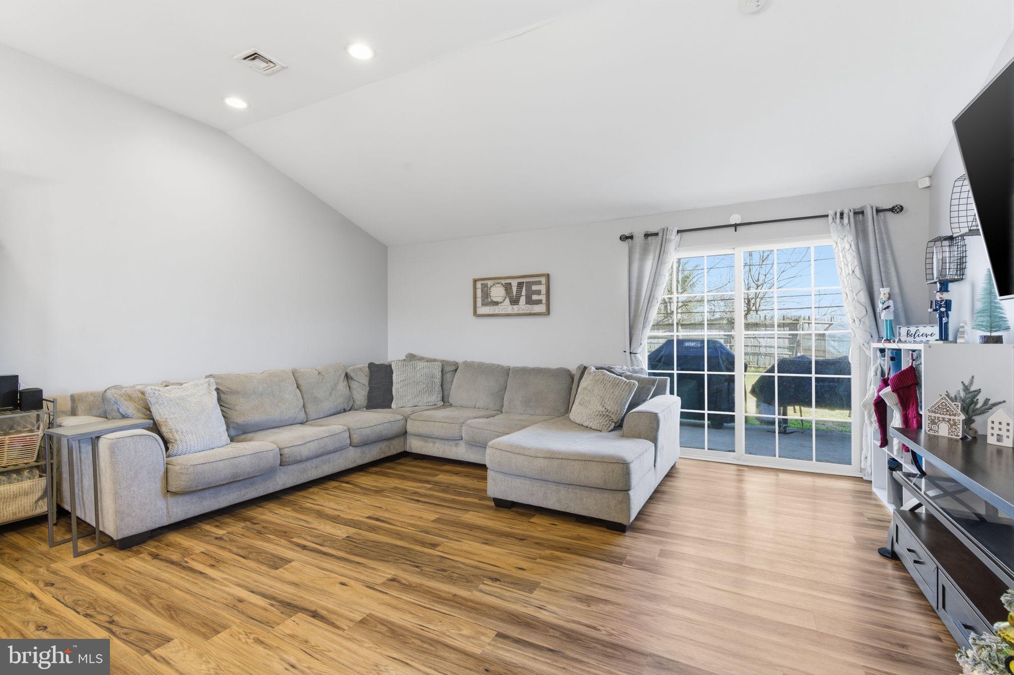 ORANGEWOOD - Residential