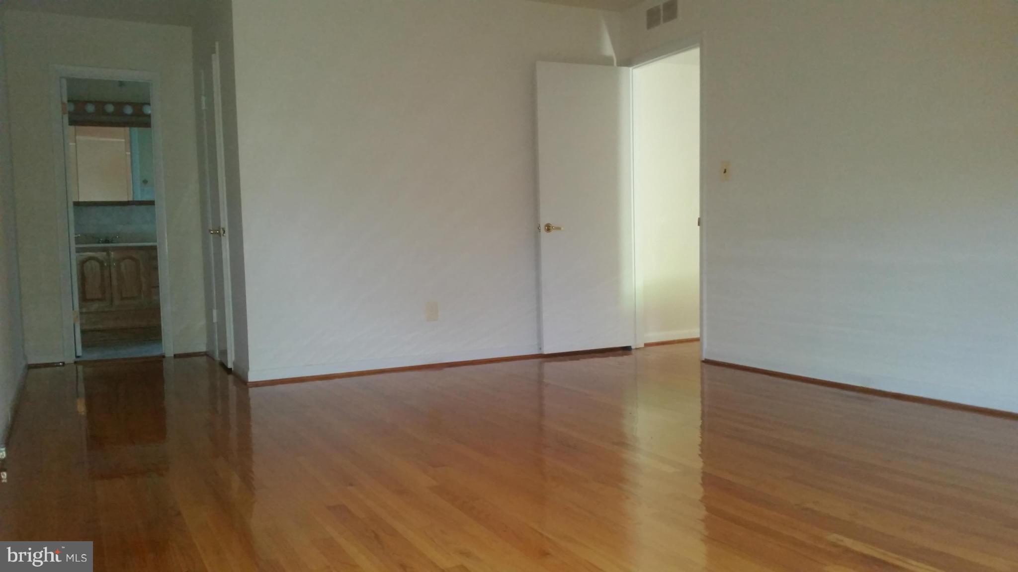 FOX CHAPEL - Residential