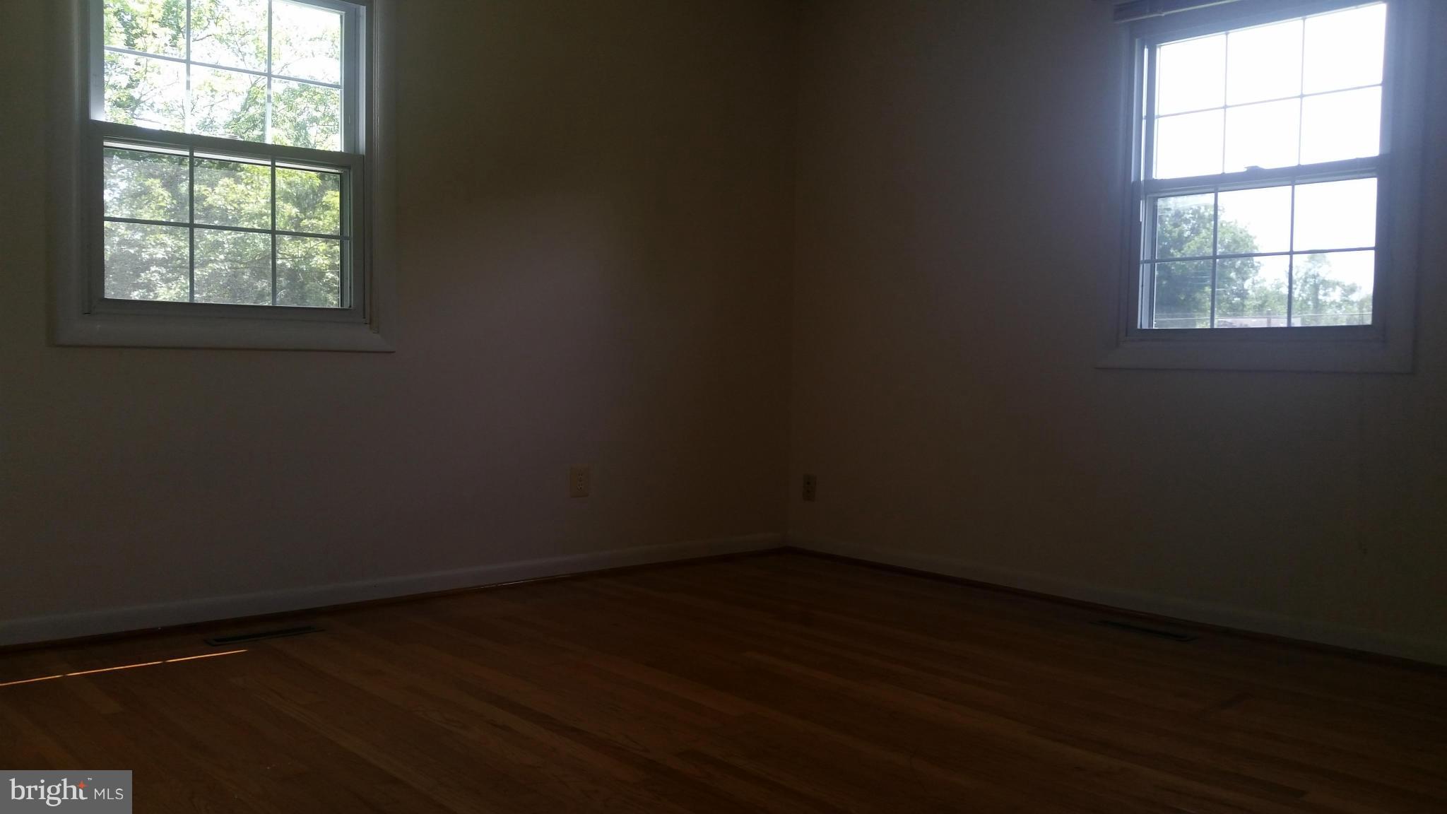 FOX CHAPEL - Residential