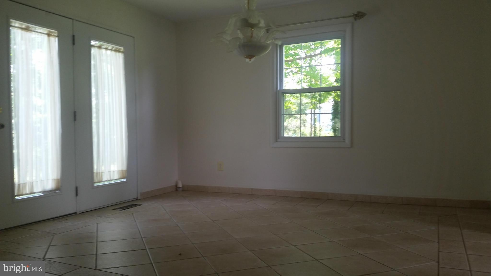 FOX CHAPEL - Residential