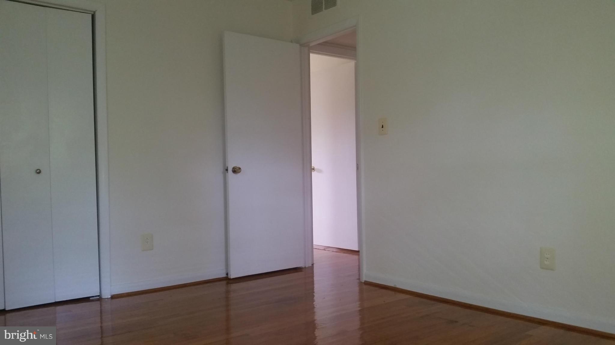 FOX CHAPEL - Residential