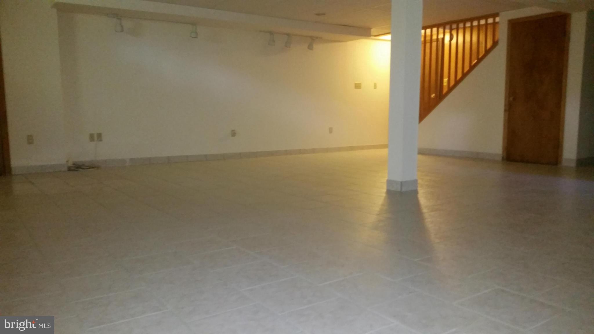 FOX CHAPEL - Residential