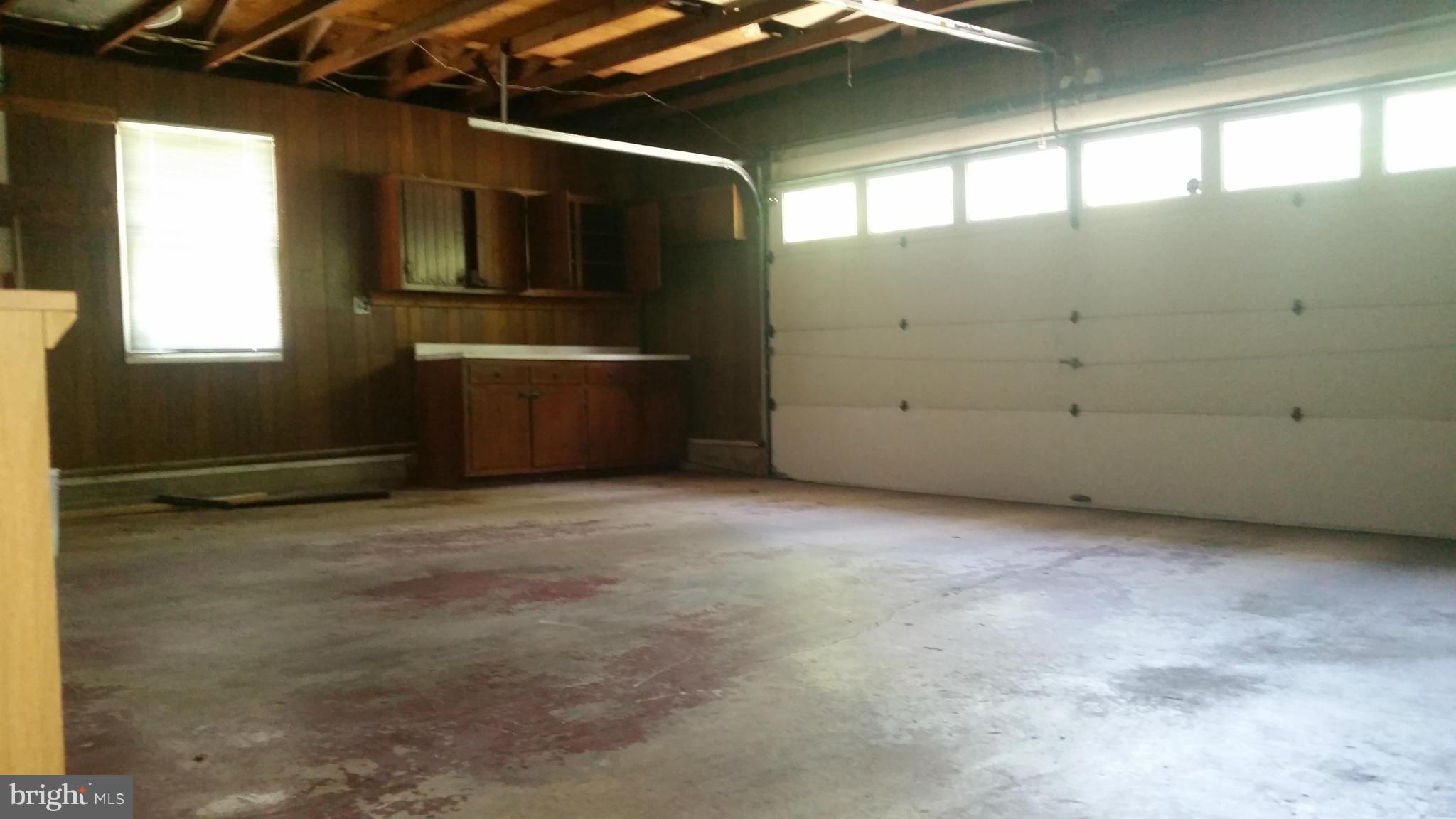 FOX CHAPEL - Residential