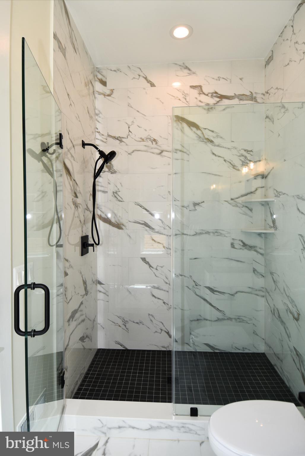 PIMMIT HILLS - Residential