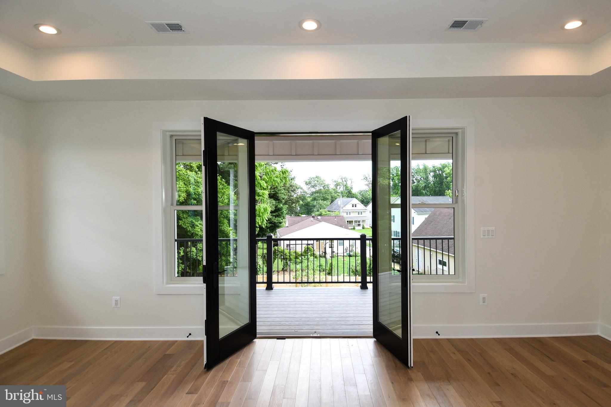 PIMMIT HILLS - Residential