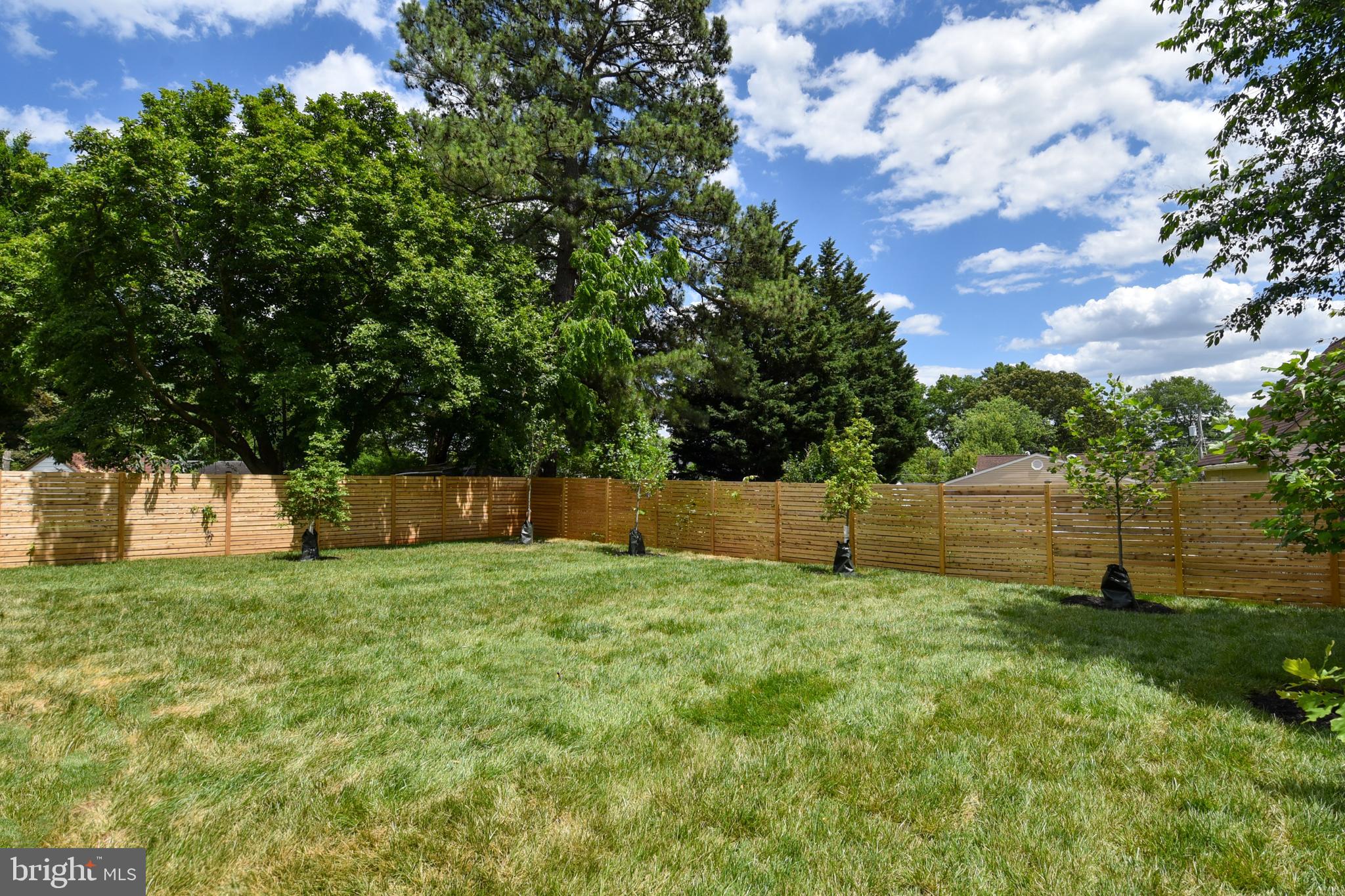 PIMMIT HILLS - Residential