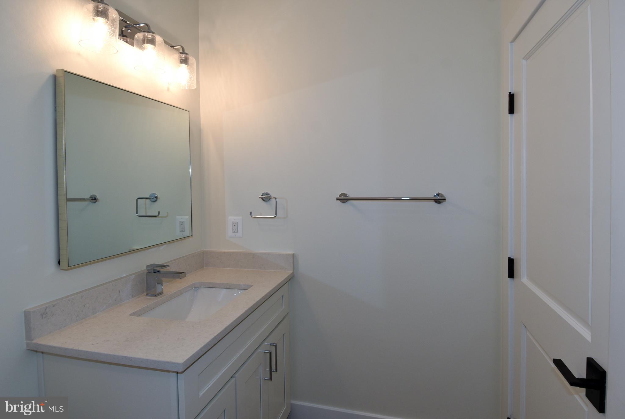 PIMMIT HILLS - Residential