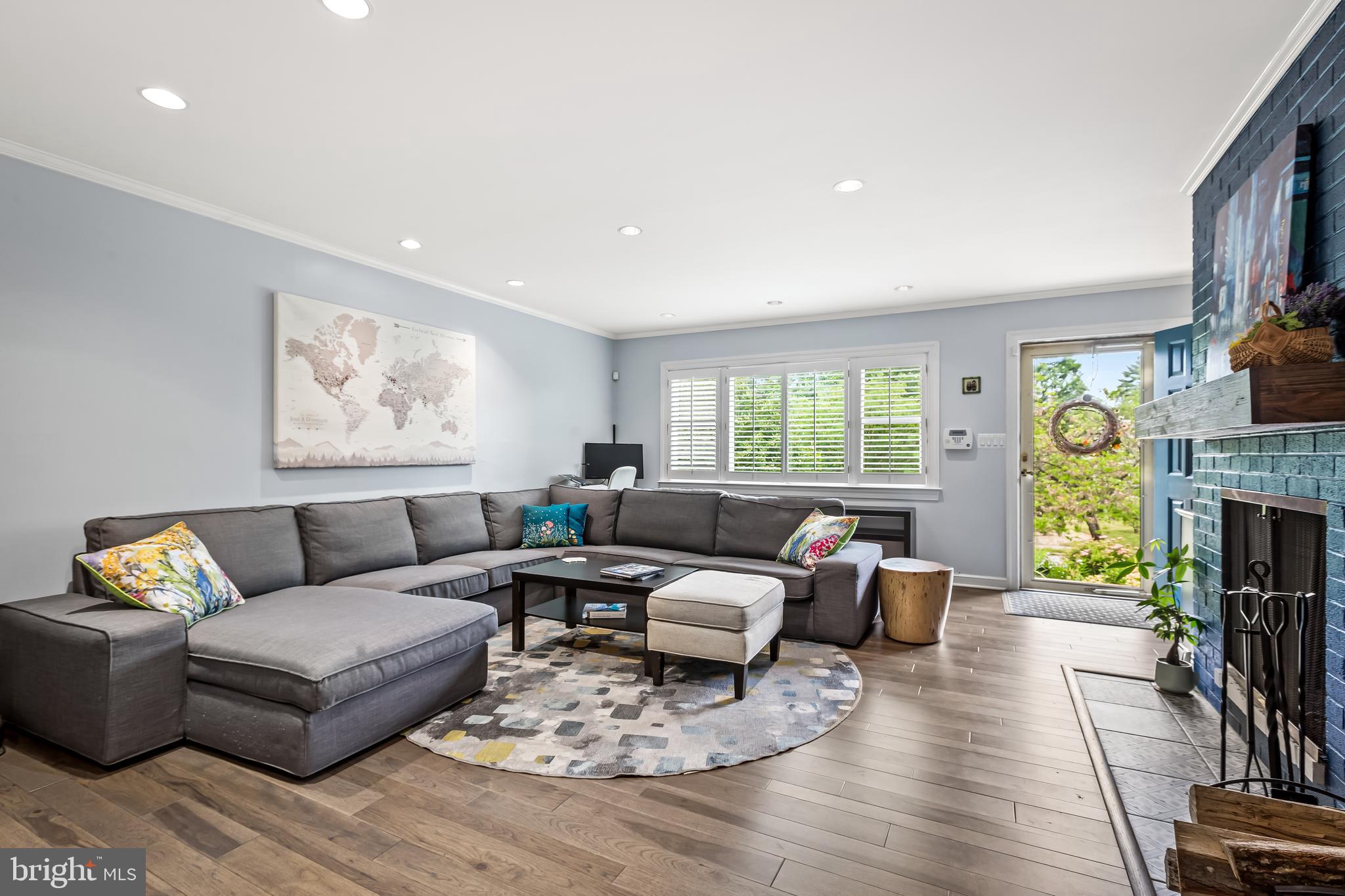 MOUNT WASHINGTON - Residential