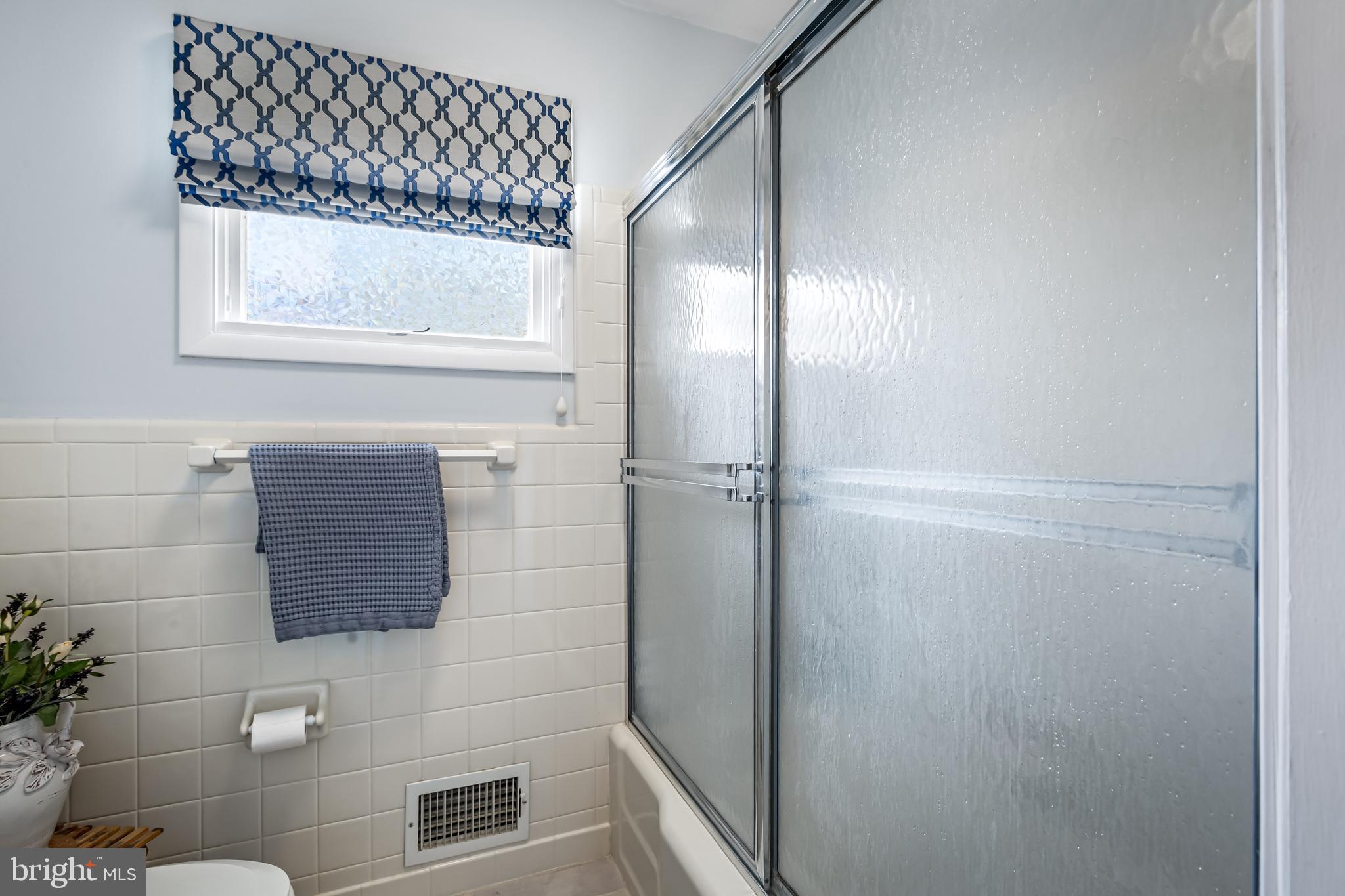 MOUNT WASHINGTON - Residential