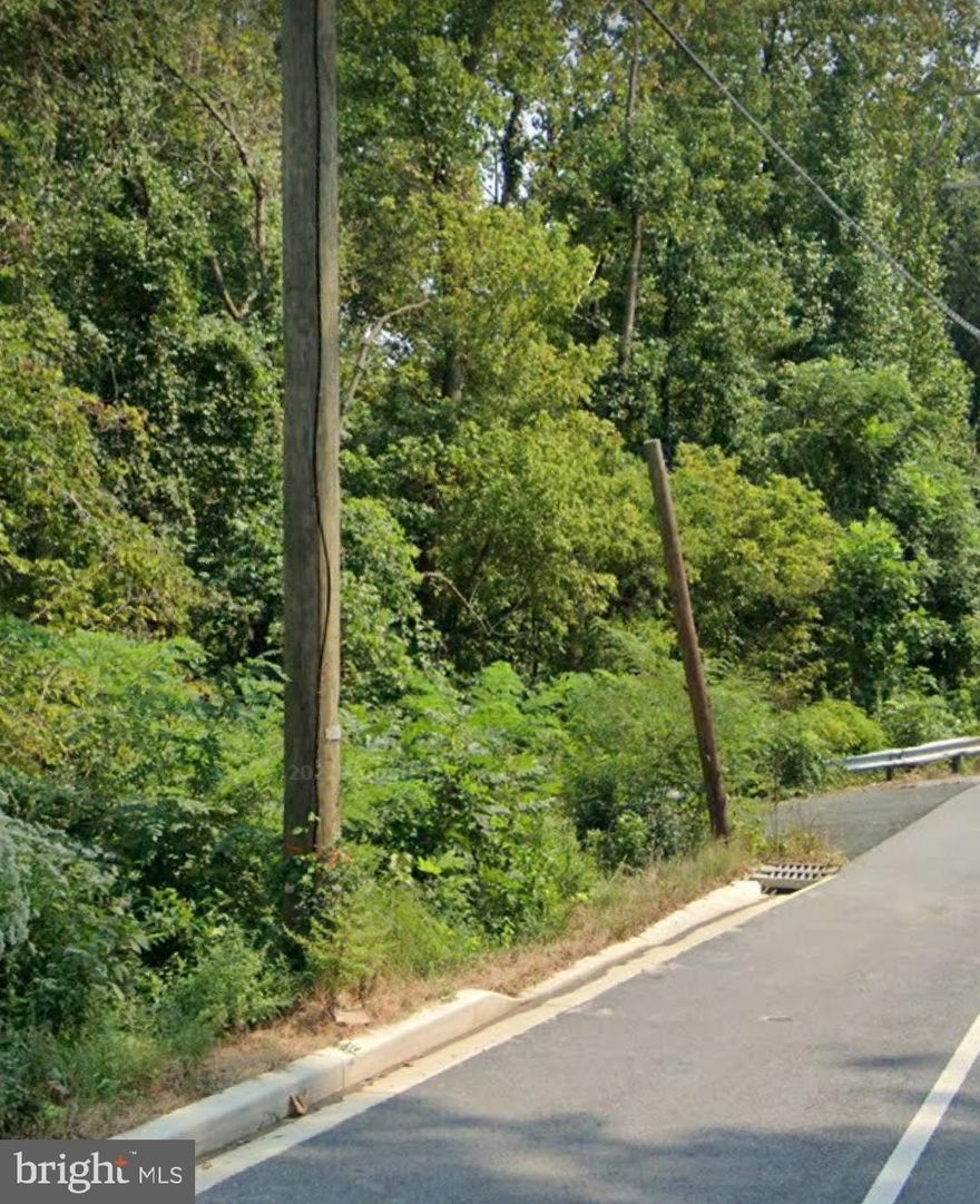 Auction 5/7/22, Live and onsite.  $5,000 deposit, 10% BP or $3,000 seller fee (whichever is greater). Sold As-Is, No Warranties, 30 day Settlement provided by Land Abstract & Escrow. List Price $ 1,000 -STARTING BID