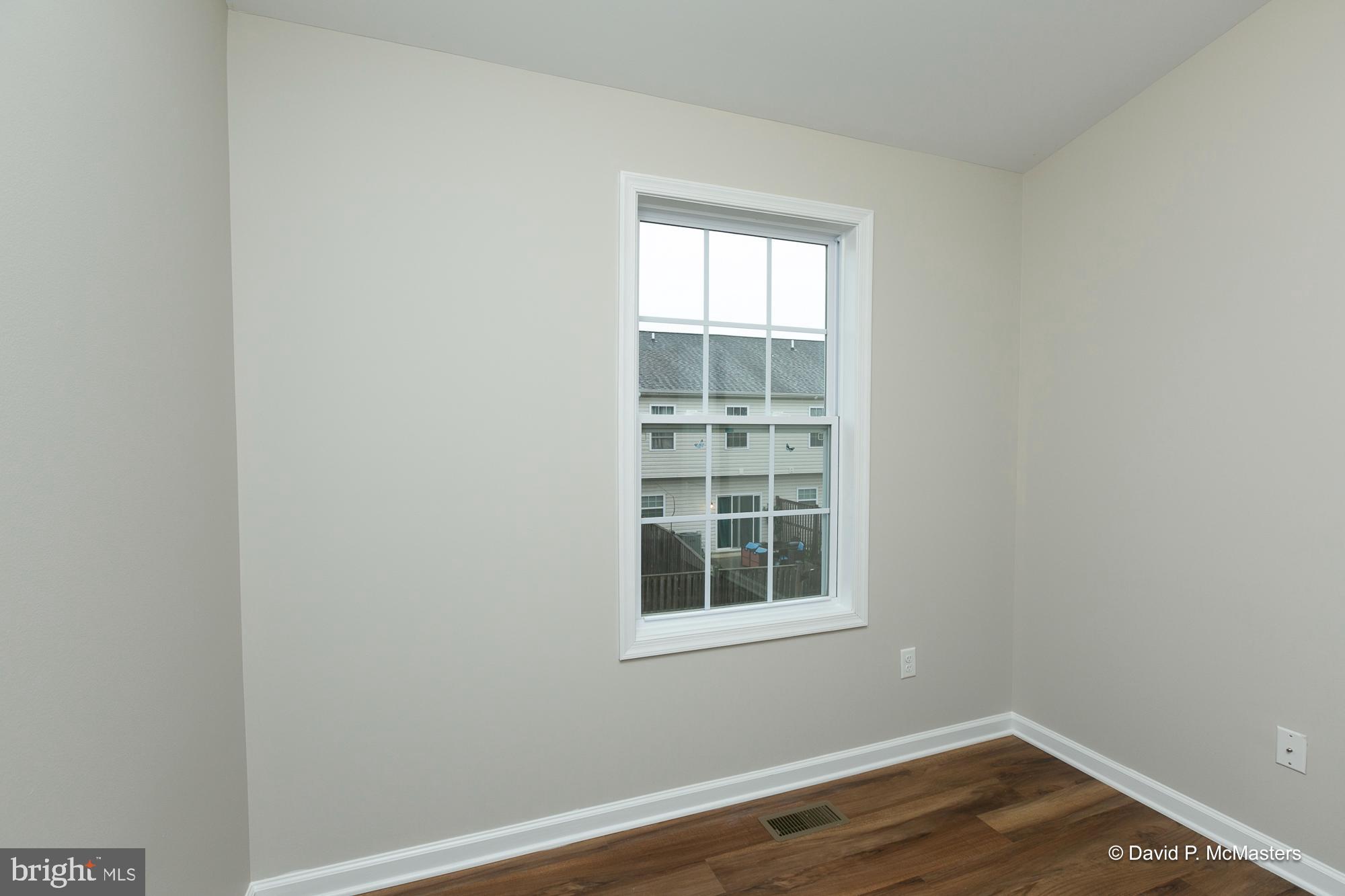 THE TOWNES OF RIDGEWAY - Residential