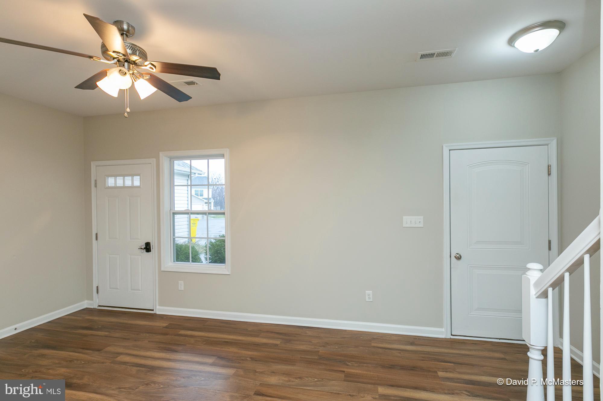 THE TOWNES OF RIDGEWAY - Residential