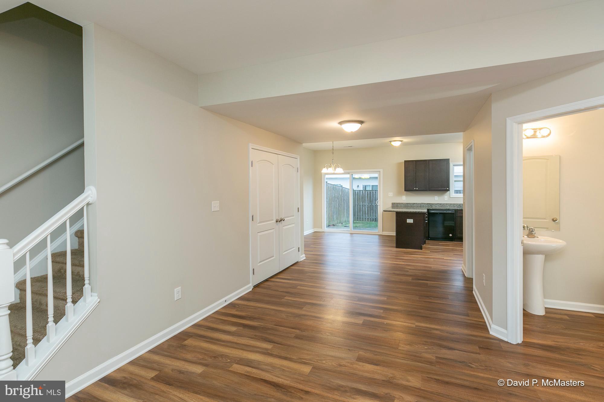 THE TOWNES OF RIDGEWAY - Residential