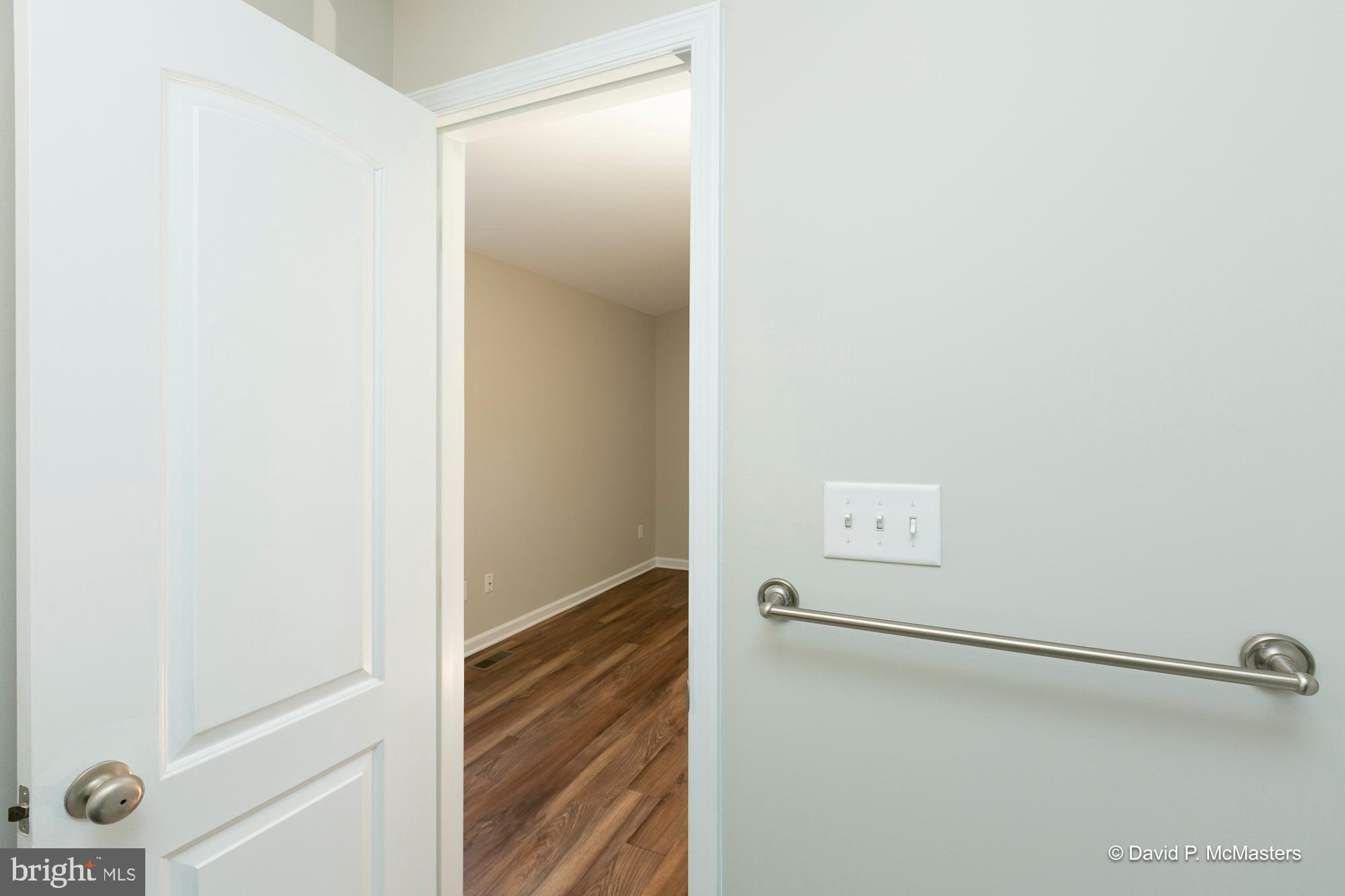 THE TOWNES OF RIDGEWAY - Residential