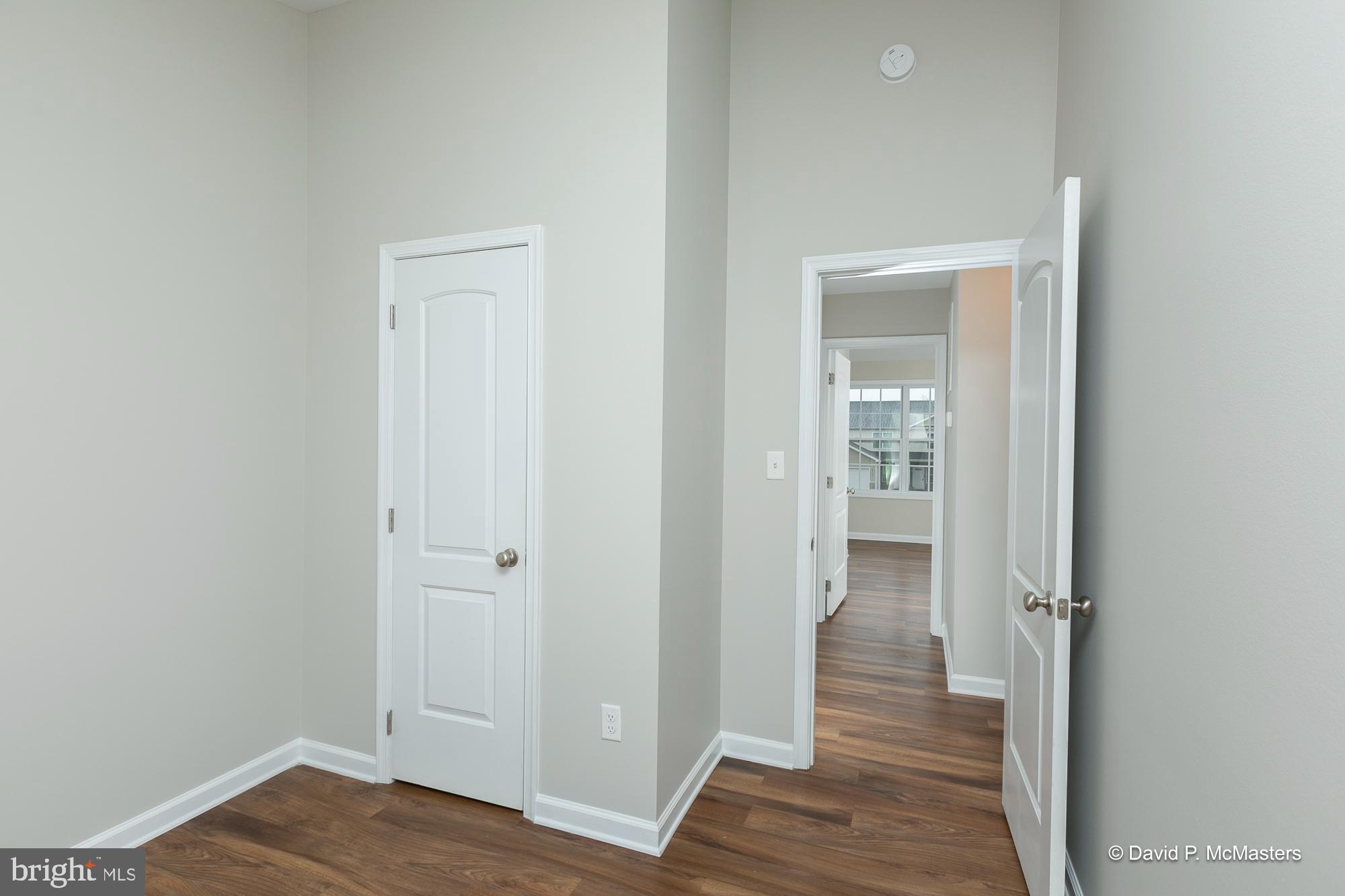 THE TOWNES OF RIDGEWAY - Residential