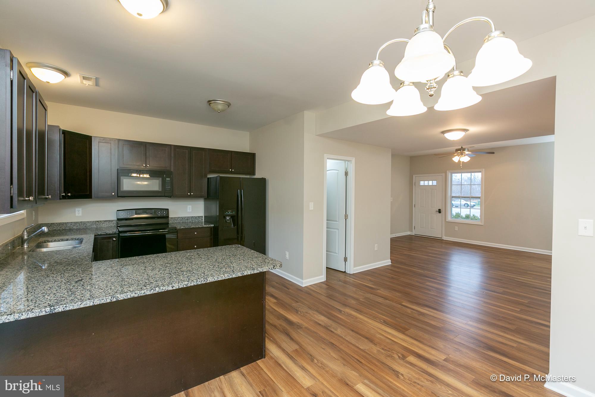 THE TOWNES OF RIDGEWAY - Residential