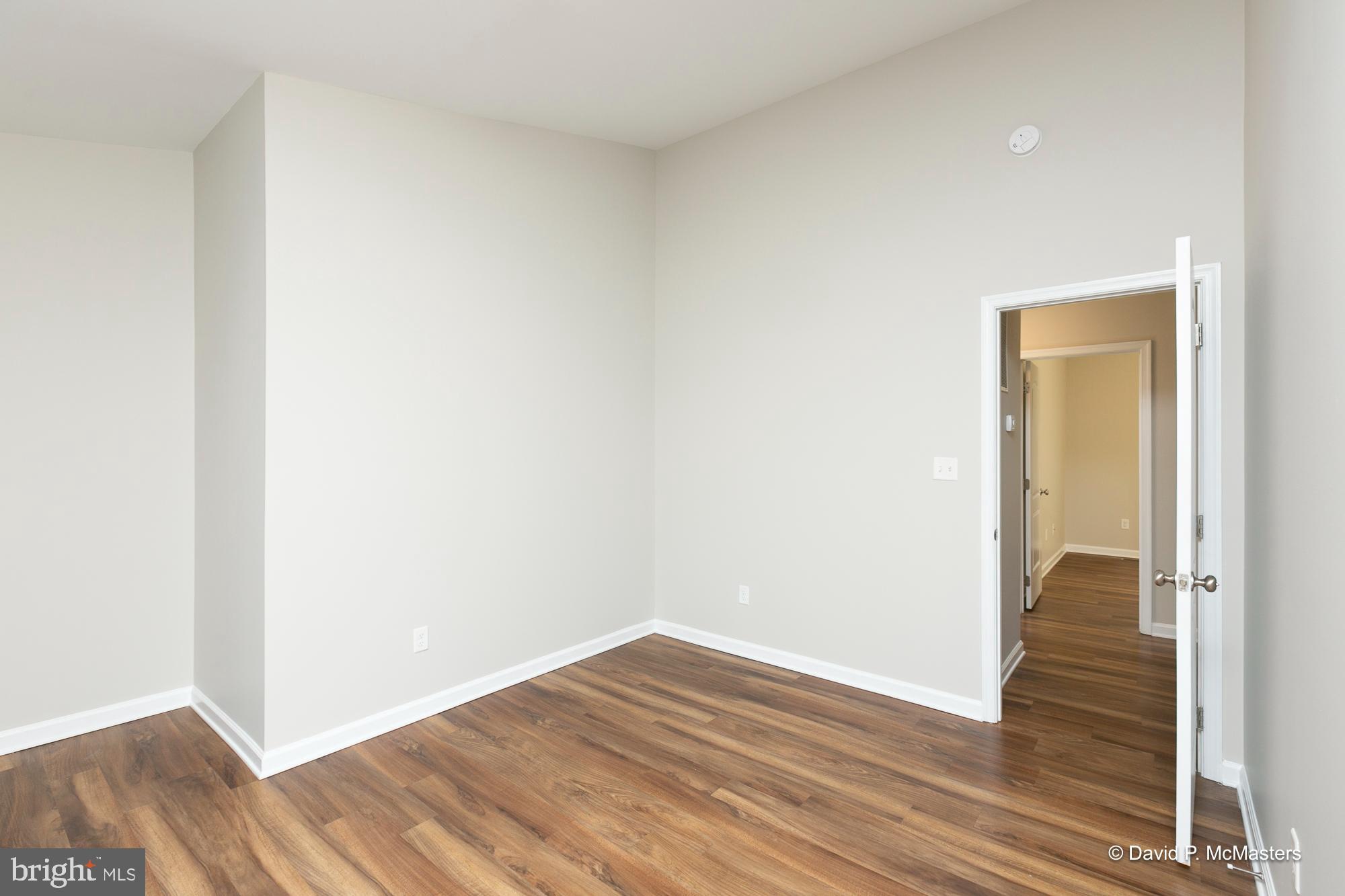 THE TOWNES OF RIDGEWAY - Residential