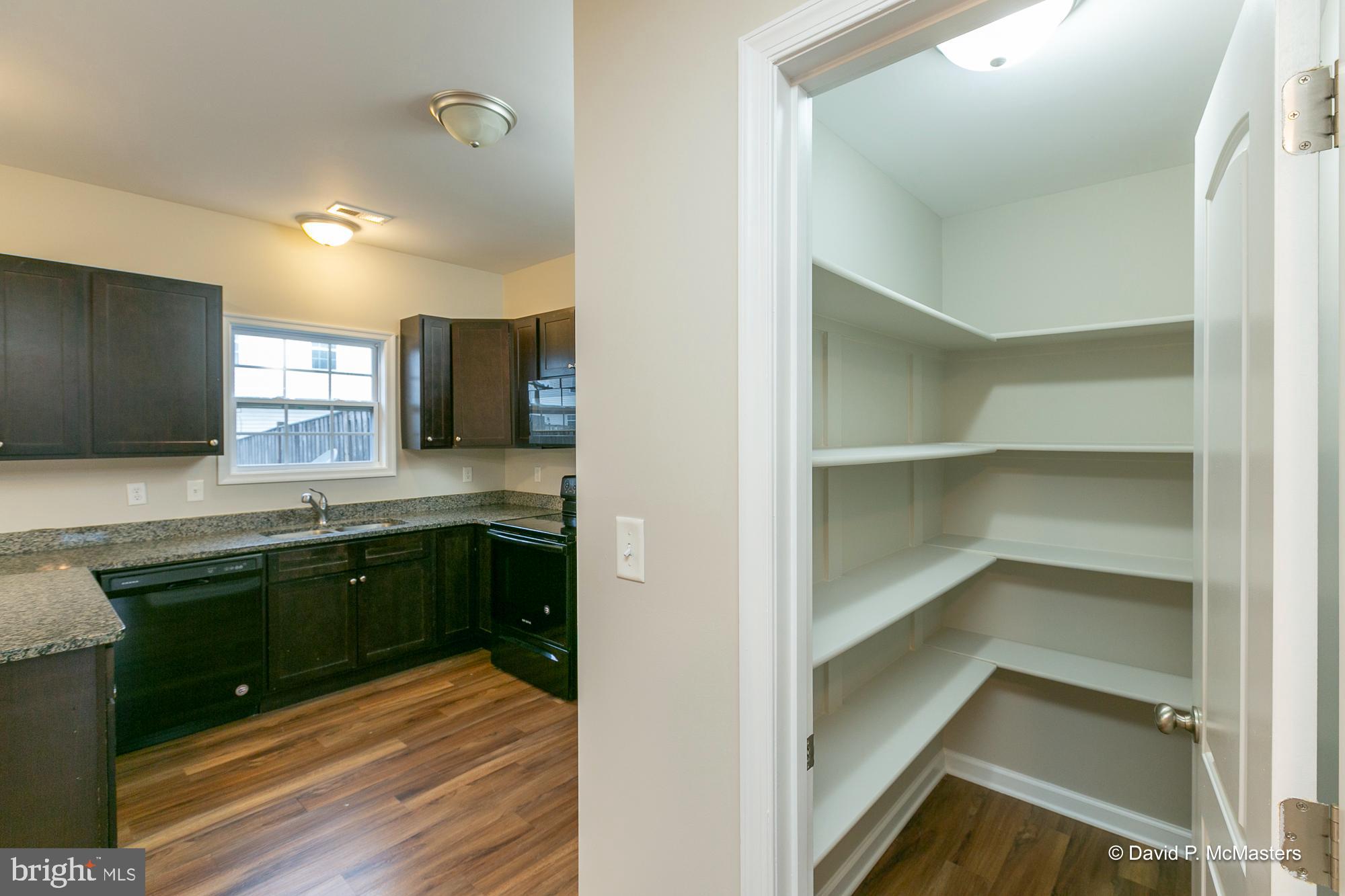 THE TOWNES OF RIDGEWAY - Residential