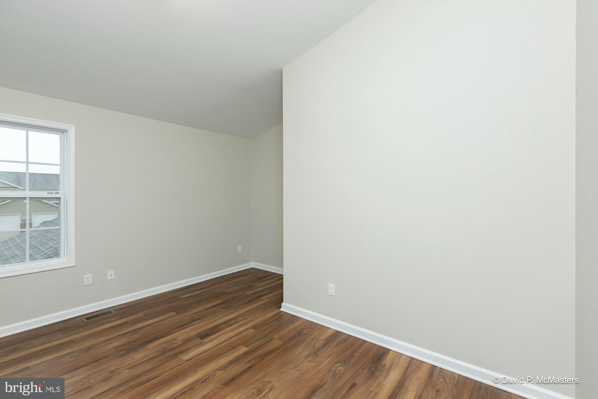 THE TOWNES OF RIDGEWAY - Residential