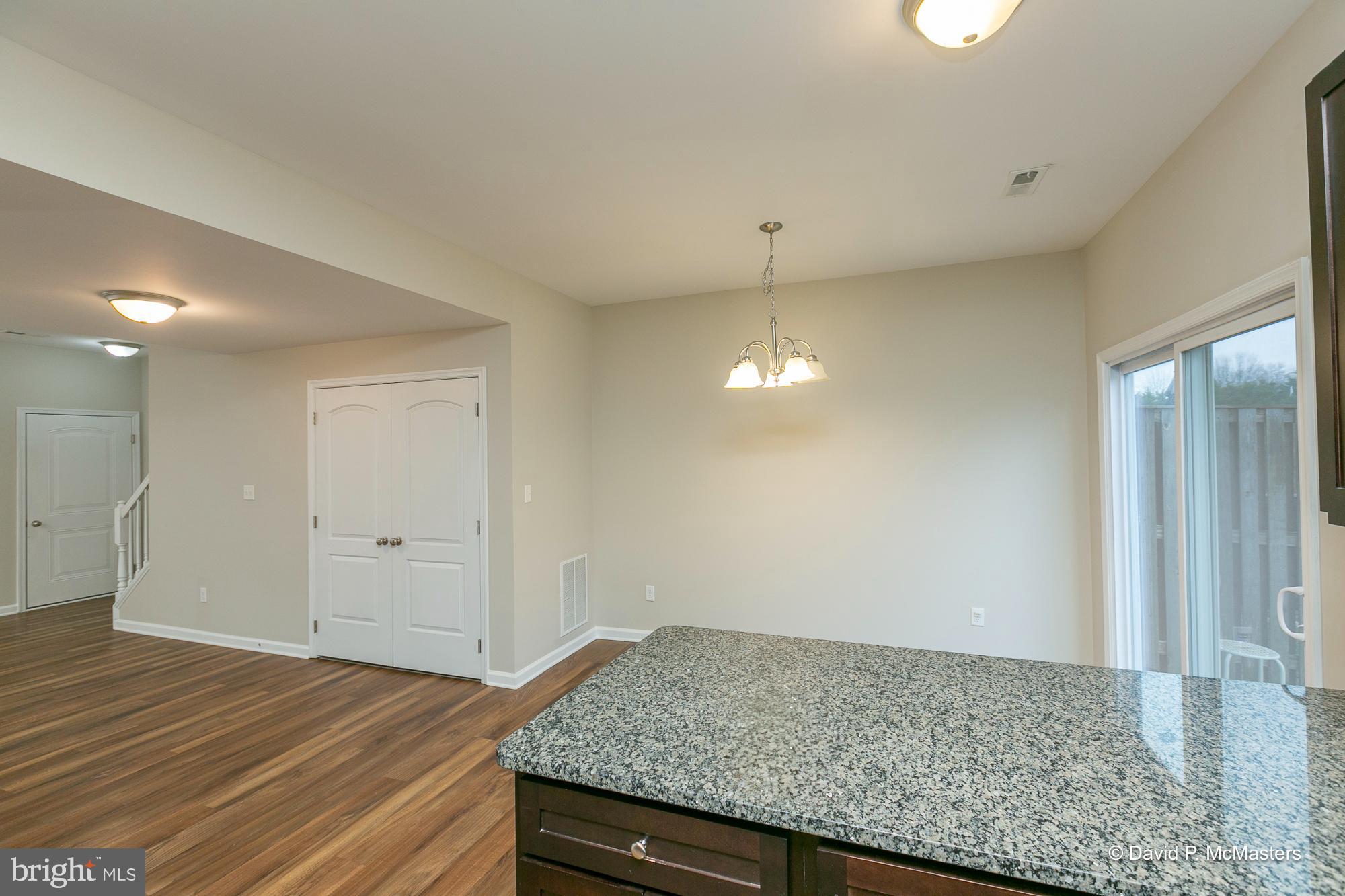 THE TOWNES OF RIDGEWAY - Residential